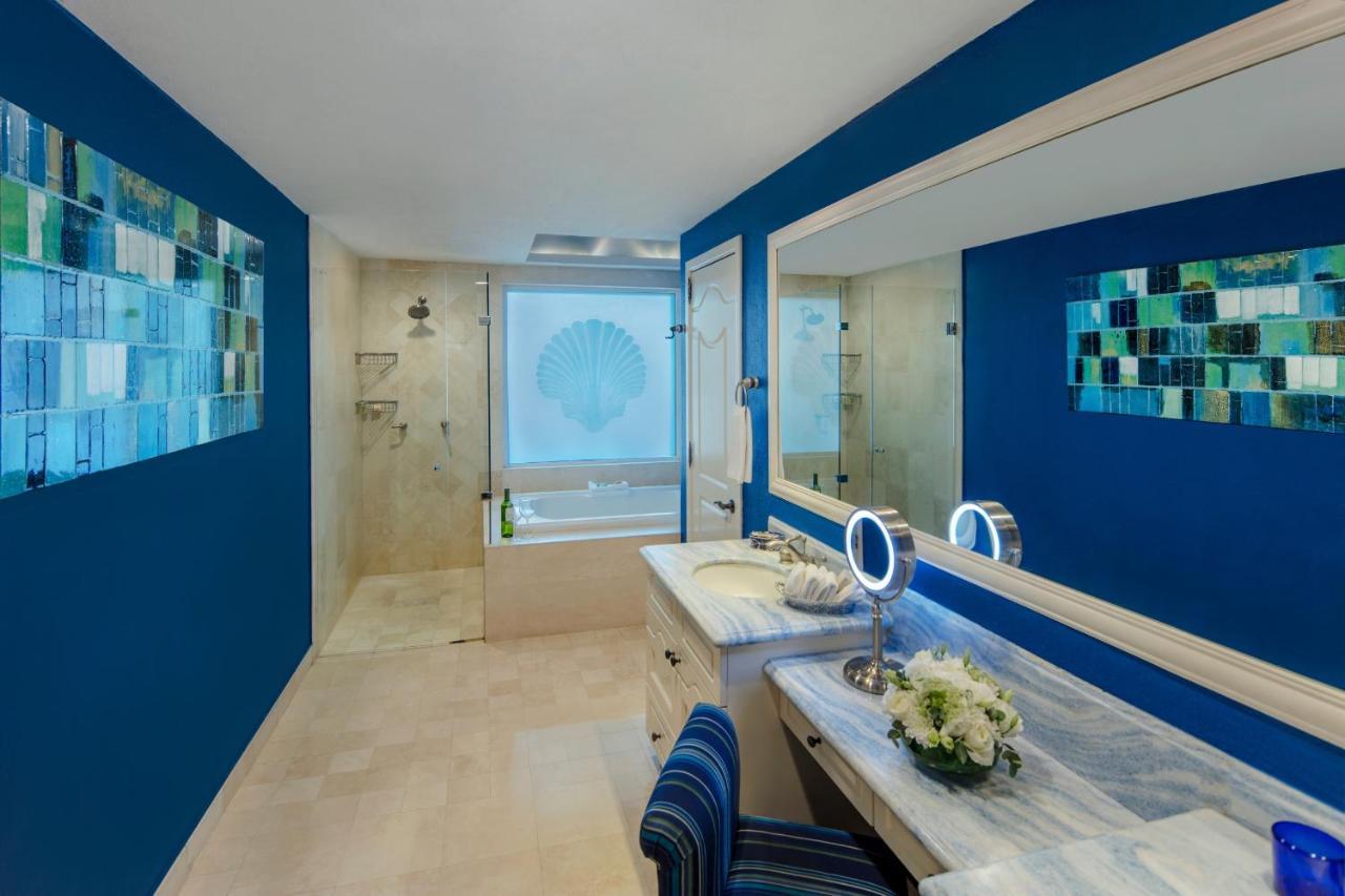 Penthouse Apartment