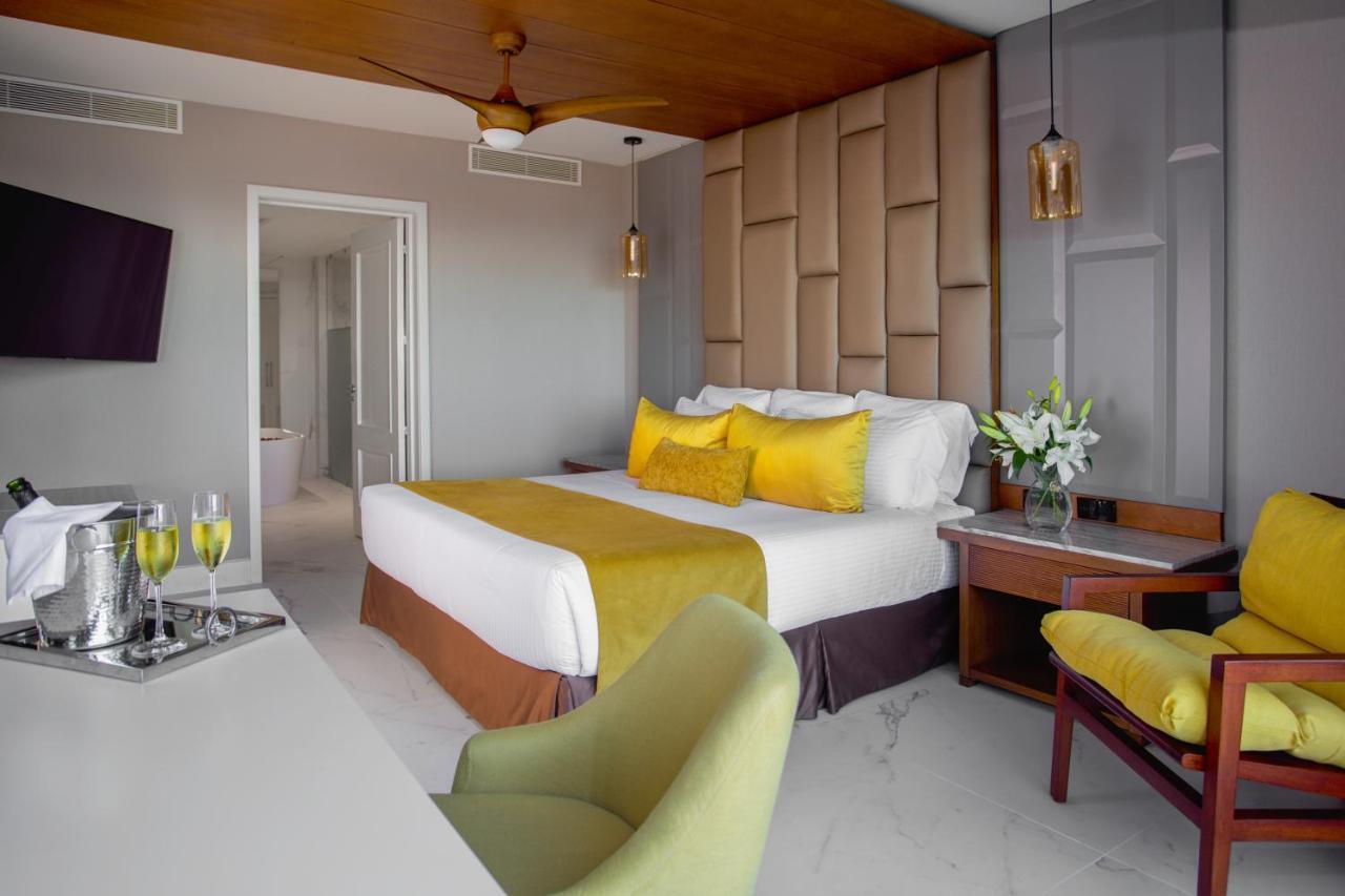 Preferred Club Master Suite Tropical View