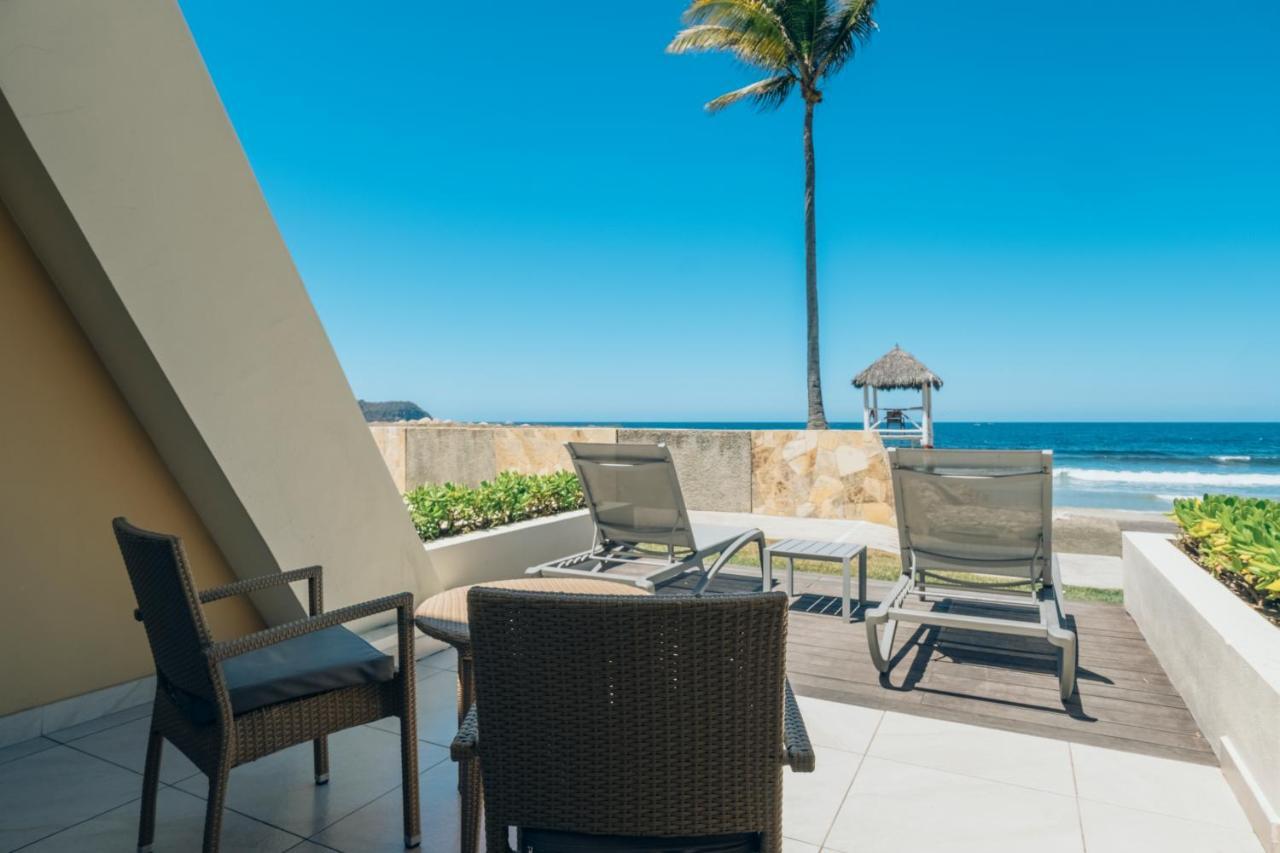 Junior Suite Beach Access