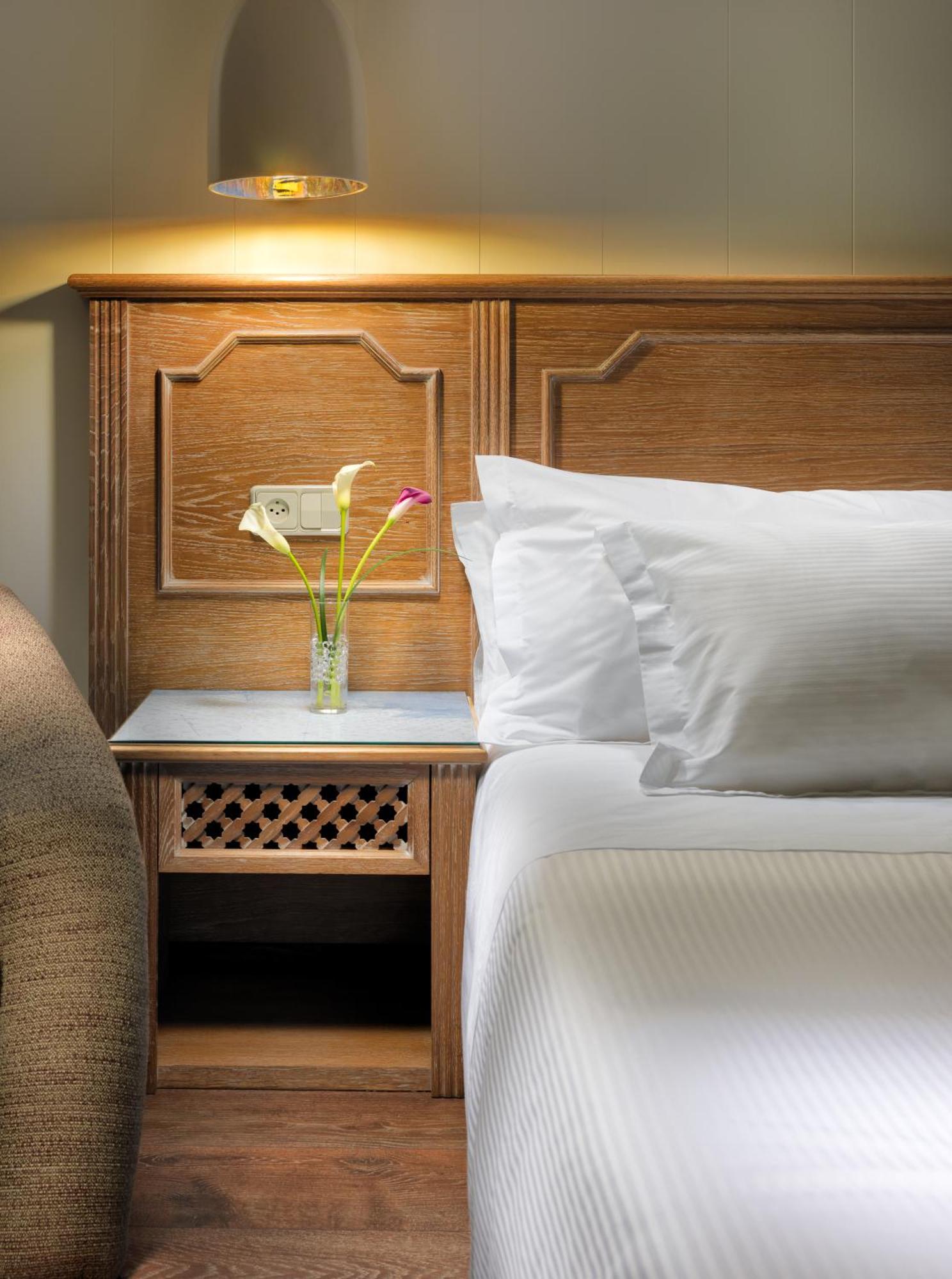 Double Room with Pool View (2 Adults + 1 Child up to 10 years old)