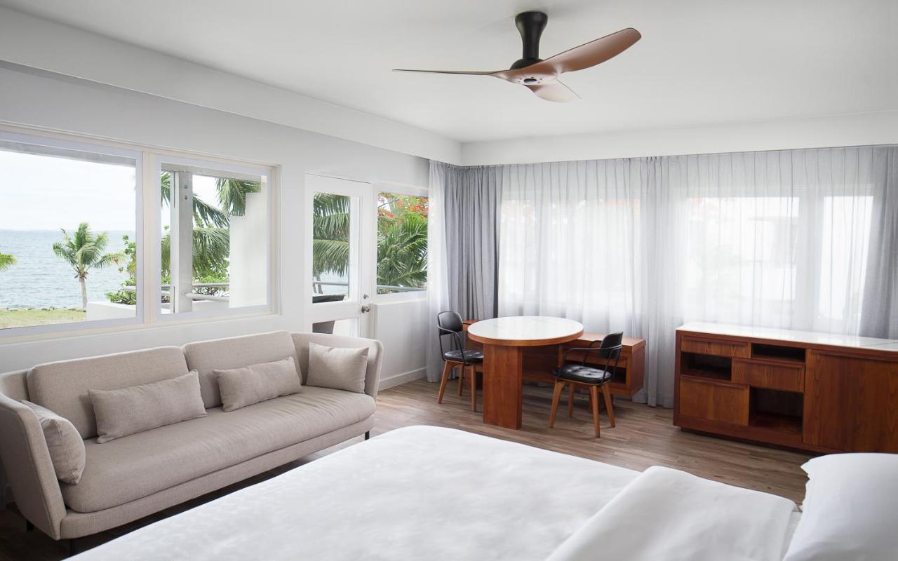 Larger Studio, 1 King, Oceanfront