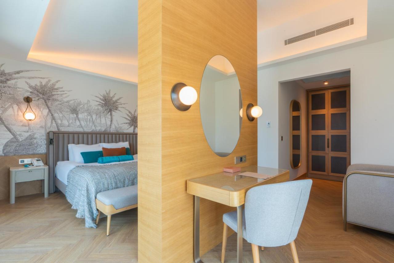 Premium Family Suite Pool