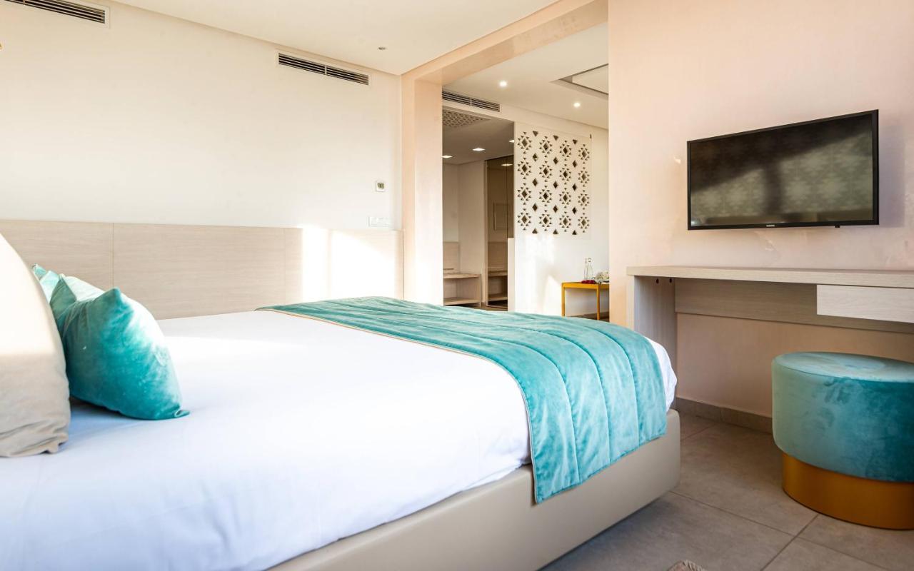 Junior Suite Pool View