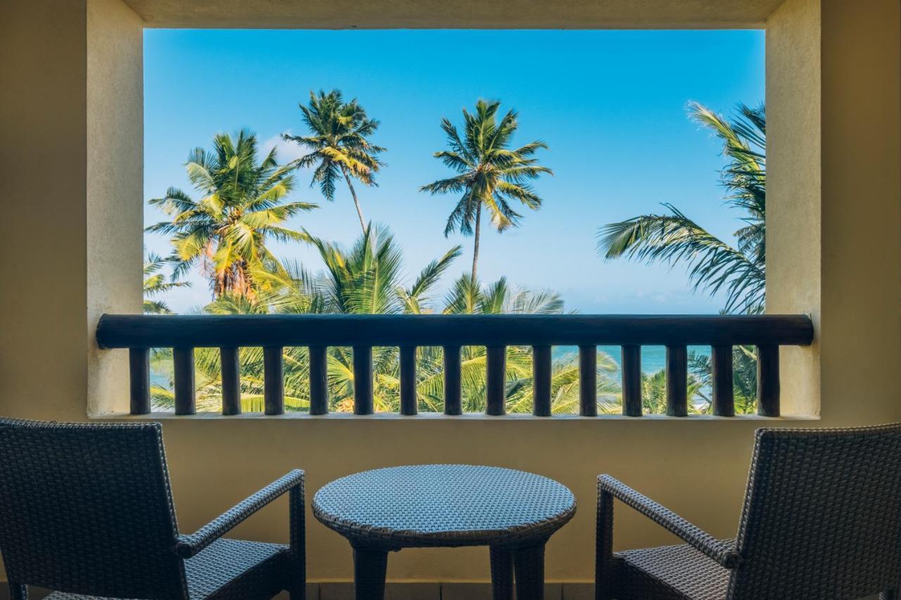 Junior Suite Ocean Front Single
