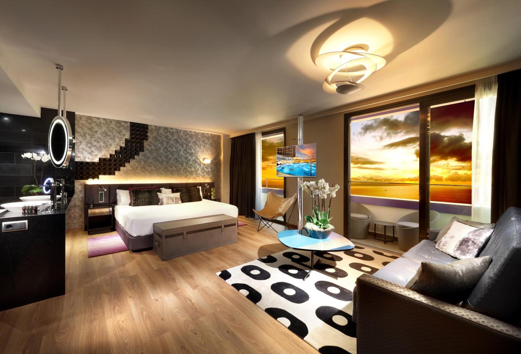 Silver Suite Studio Rock Royalty benefits