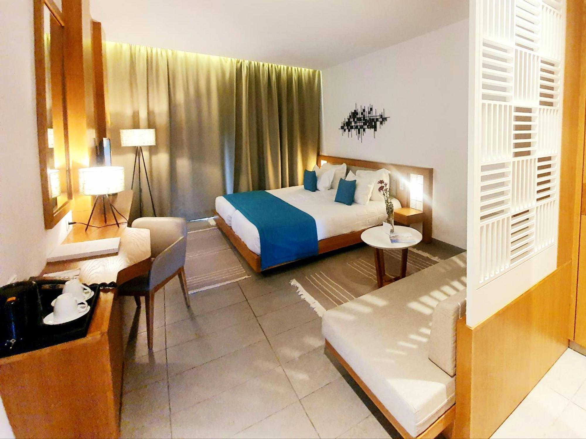 Double or Twin Room with Balcony,1547027314:JPEG