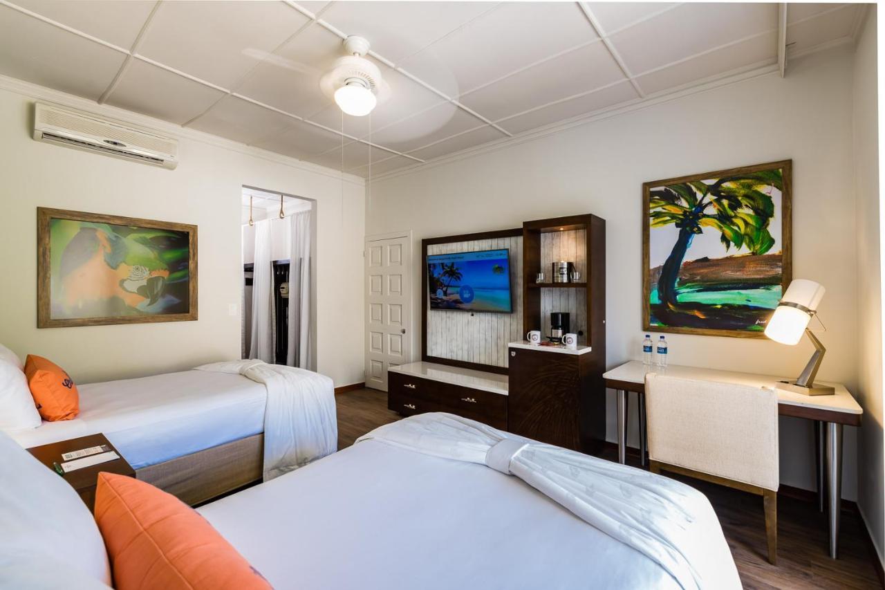 Double Room Pool View