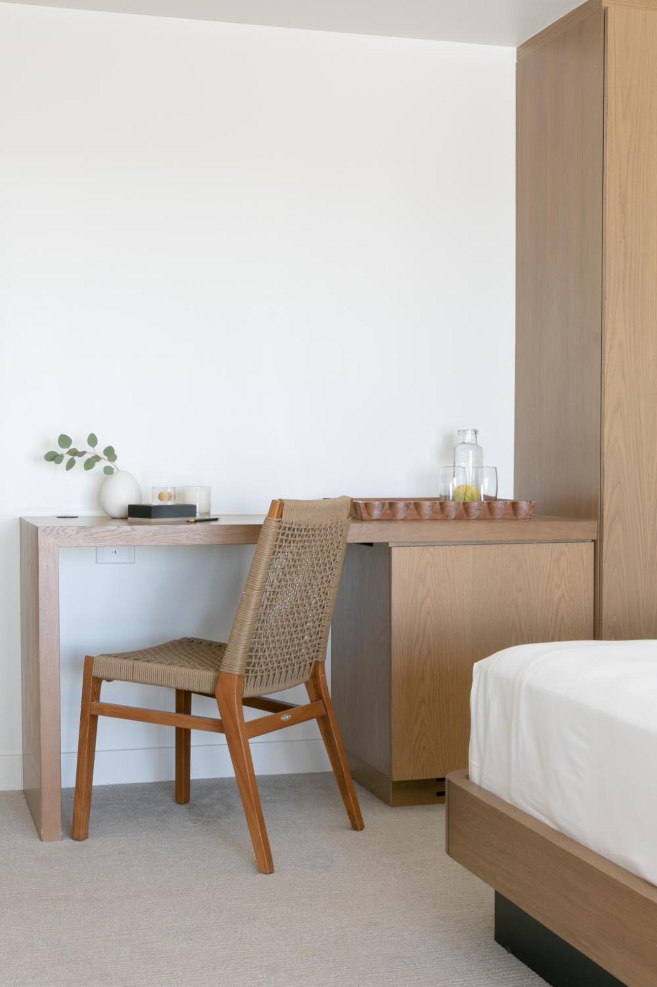 Double Queen Room