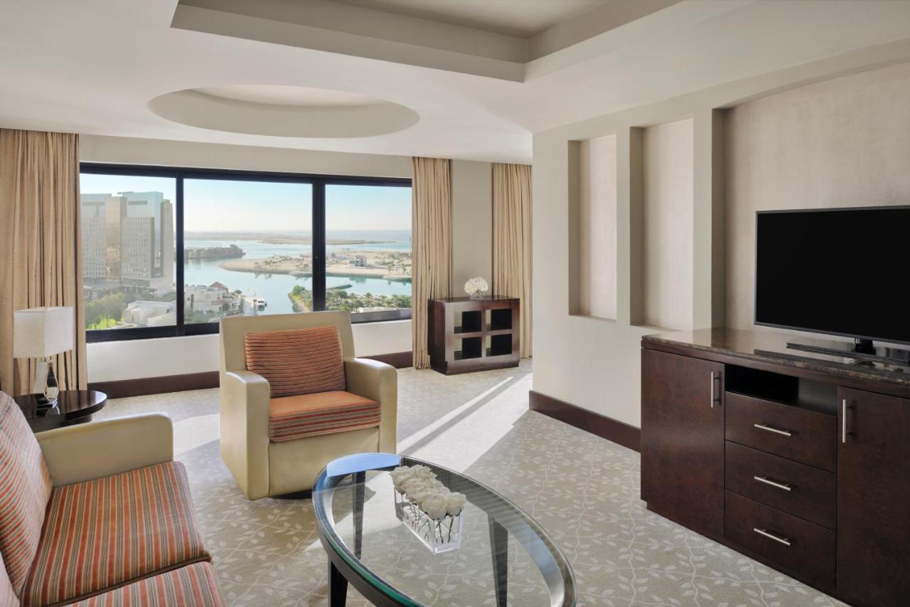 Suite mit 1 Schlafzimmer mit Kingsize-Bett und Gartenblick