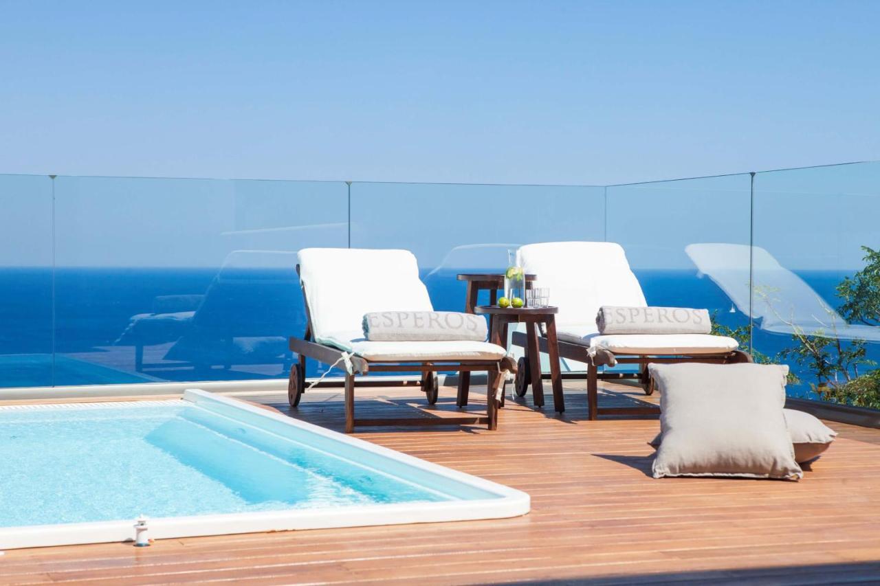 Zimmer mit Meerblick und Skyline und eigenem Pool
