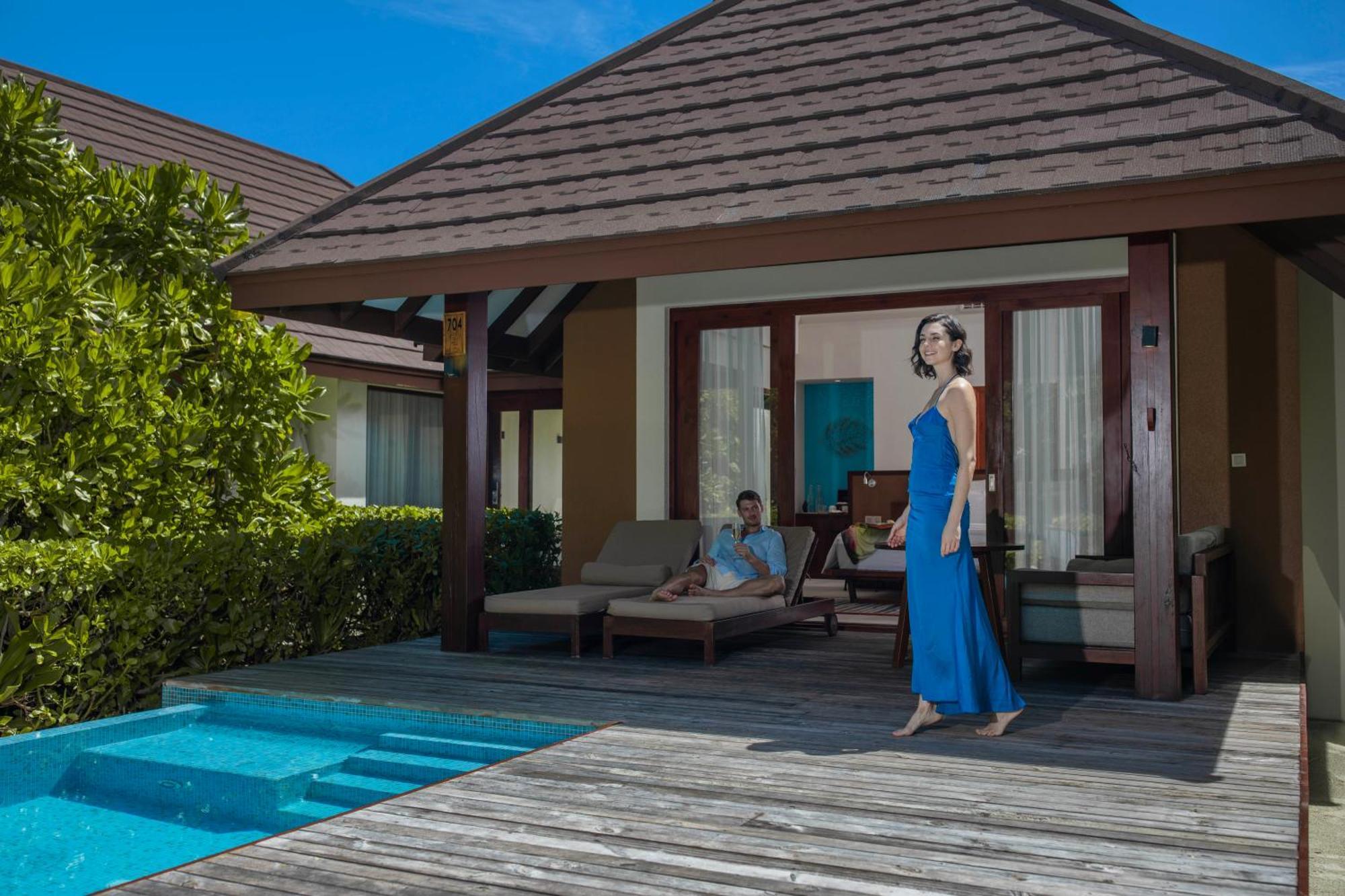 2 Bedroom Beach Villa Pool