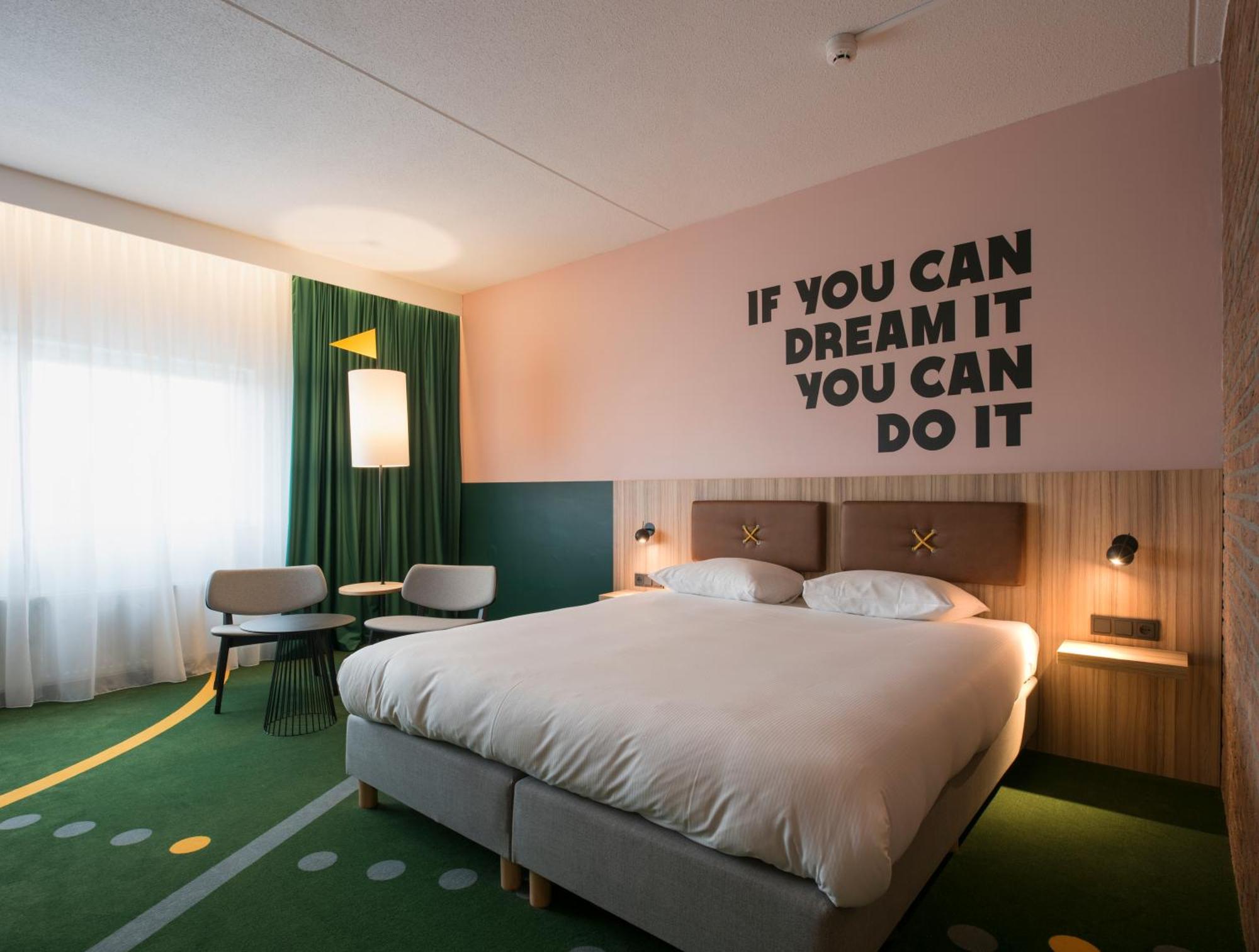 BASE Room