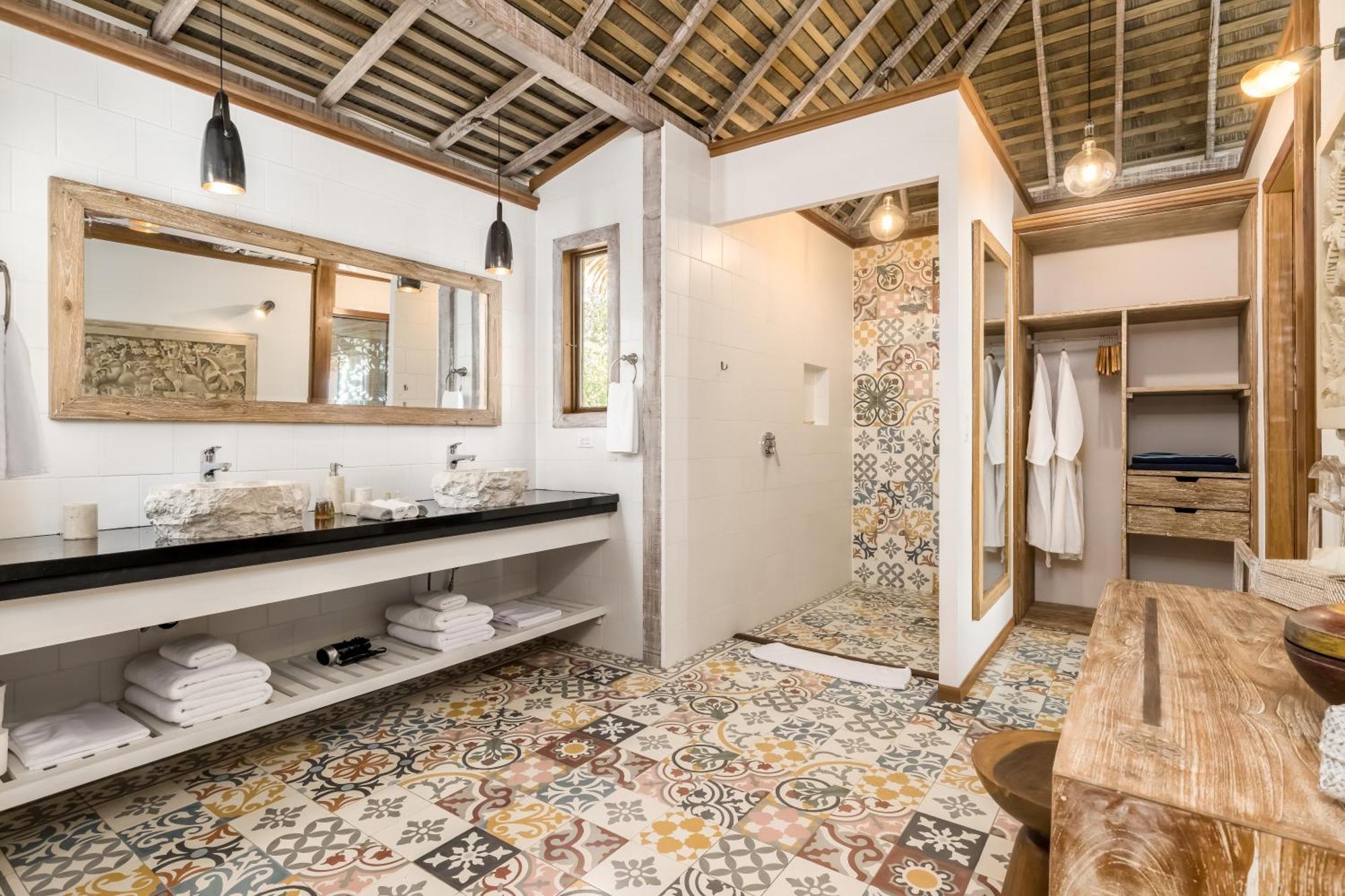 Villa Private Pool,1366776167:JPEG