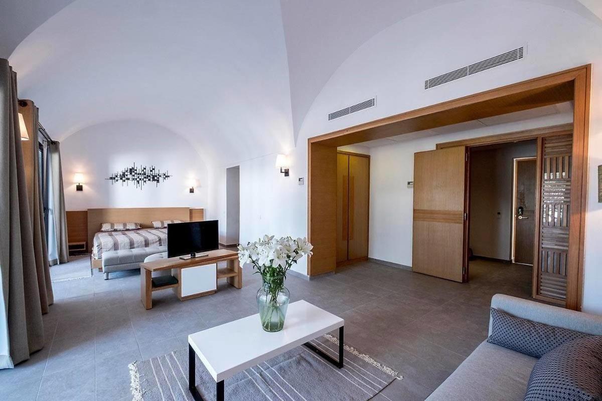 Deluxe Double Room Balcony