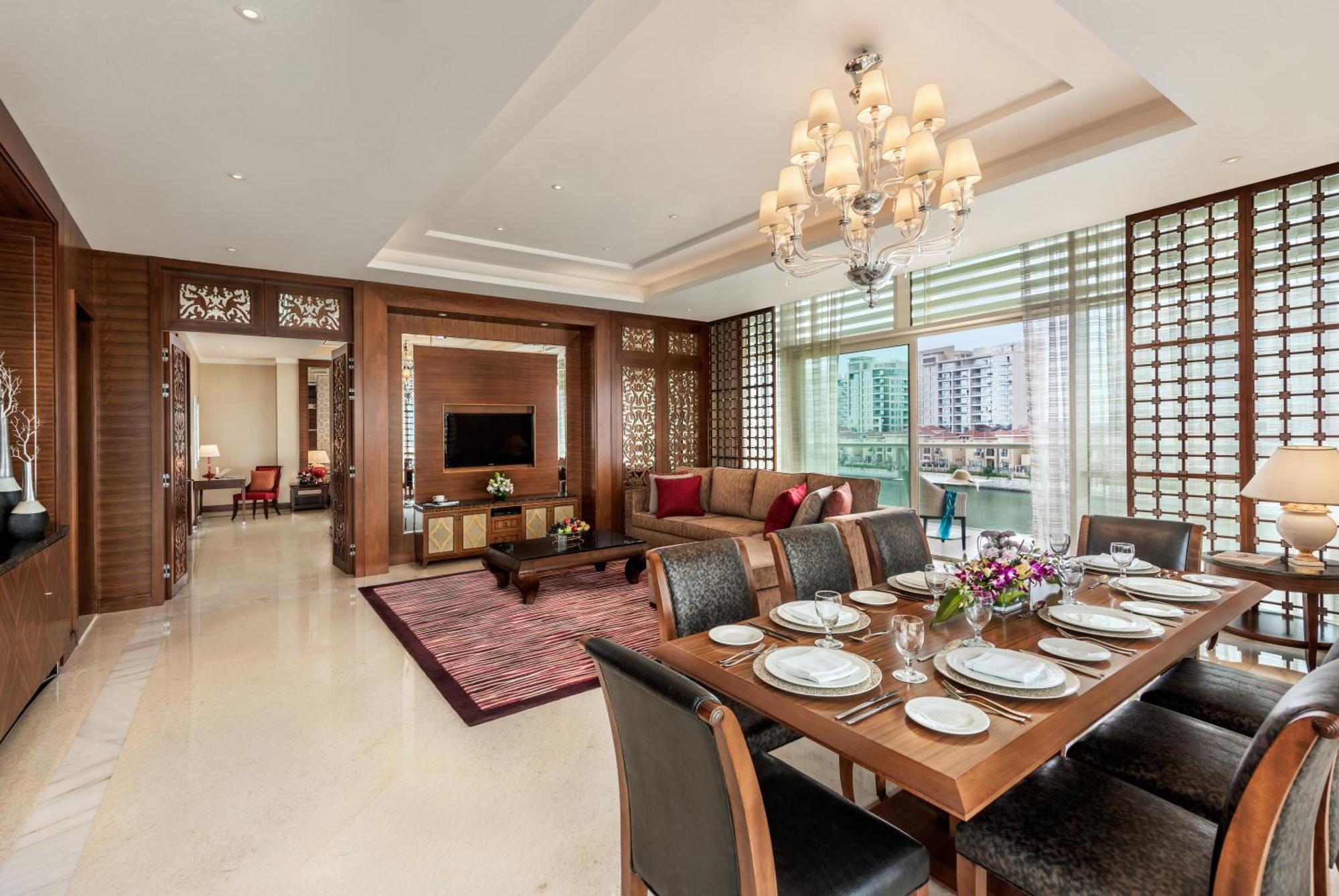 Al Raha Suite– daily shuttle bus to Yas attractions Yas Mall Grand Mosque,1556294764:JPEG