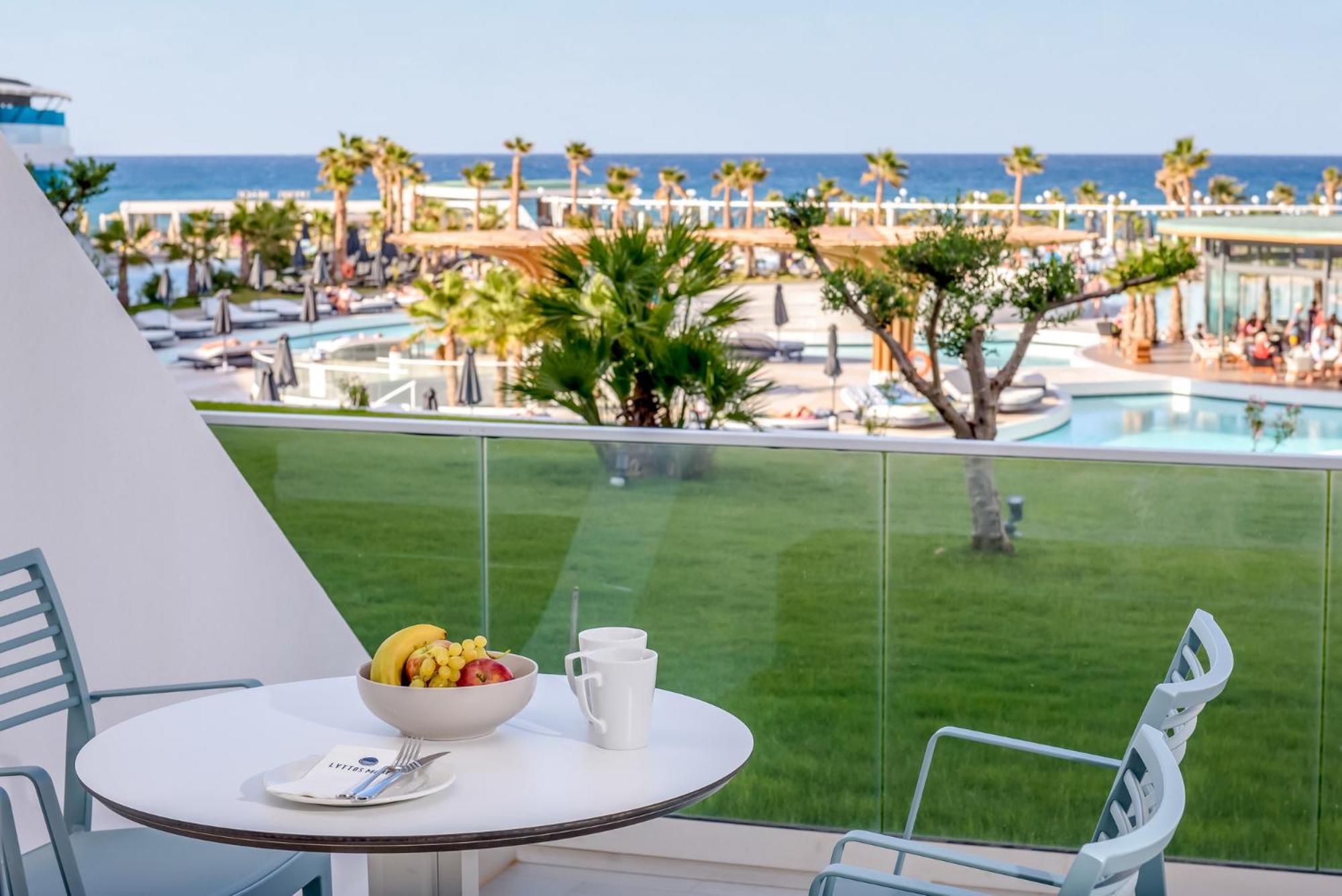 Two Bedroom Family Pool or Sea View