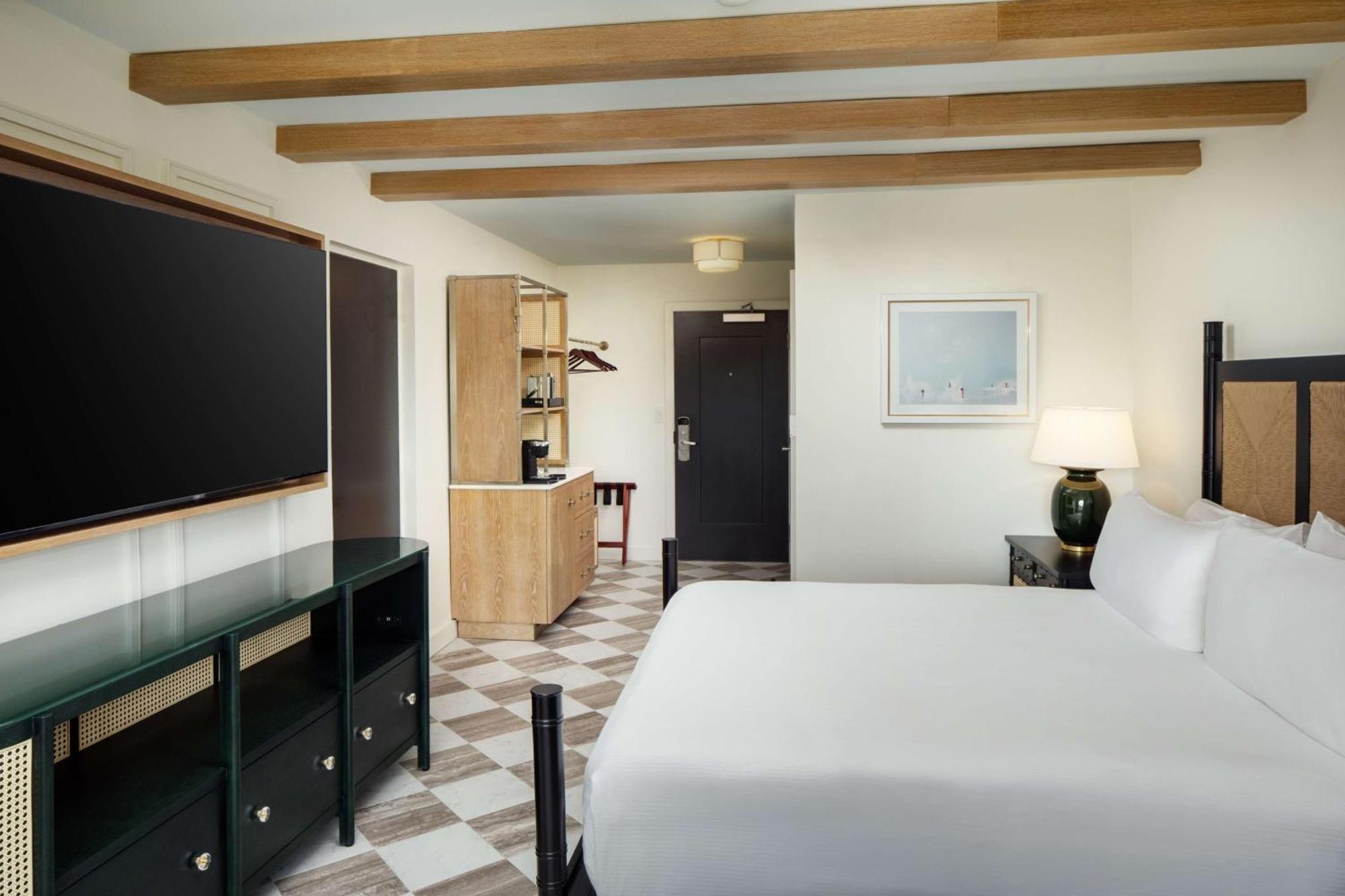 King Room Beachfront Walkout