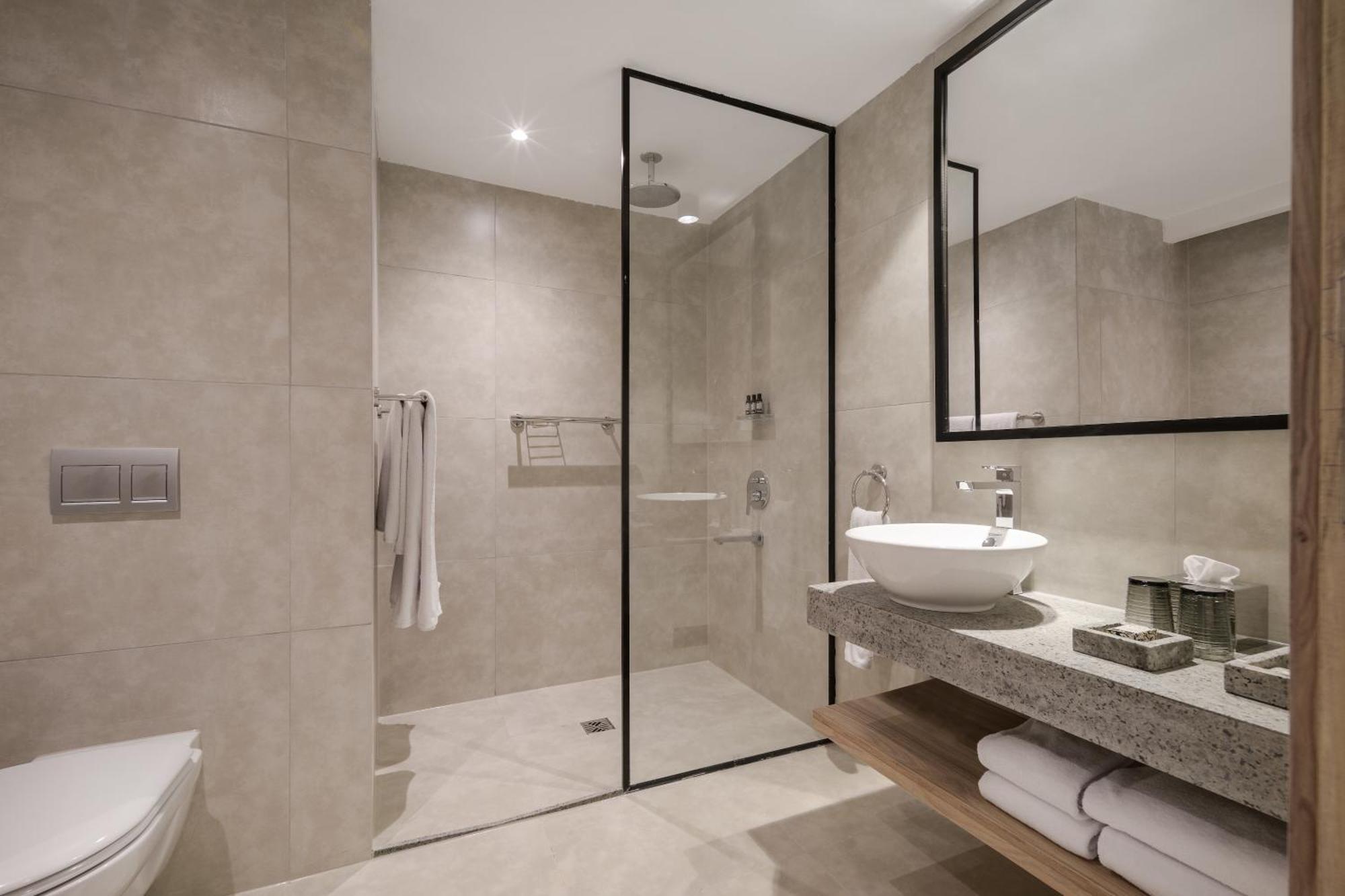 Two Bedroom Suite Sea View