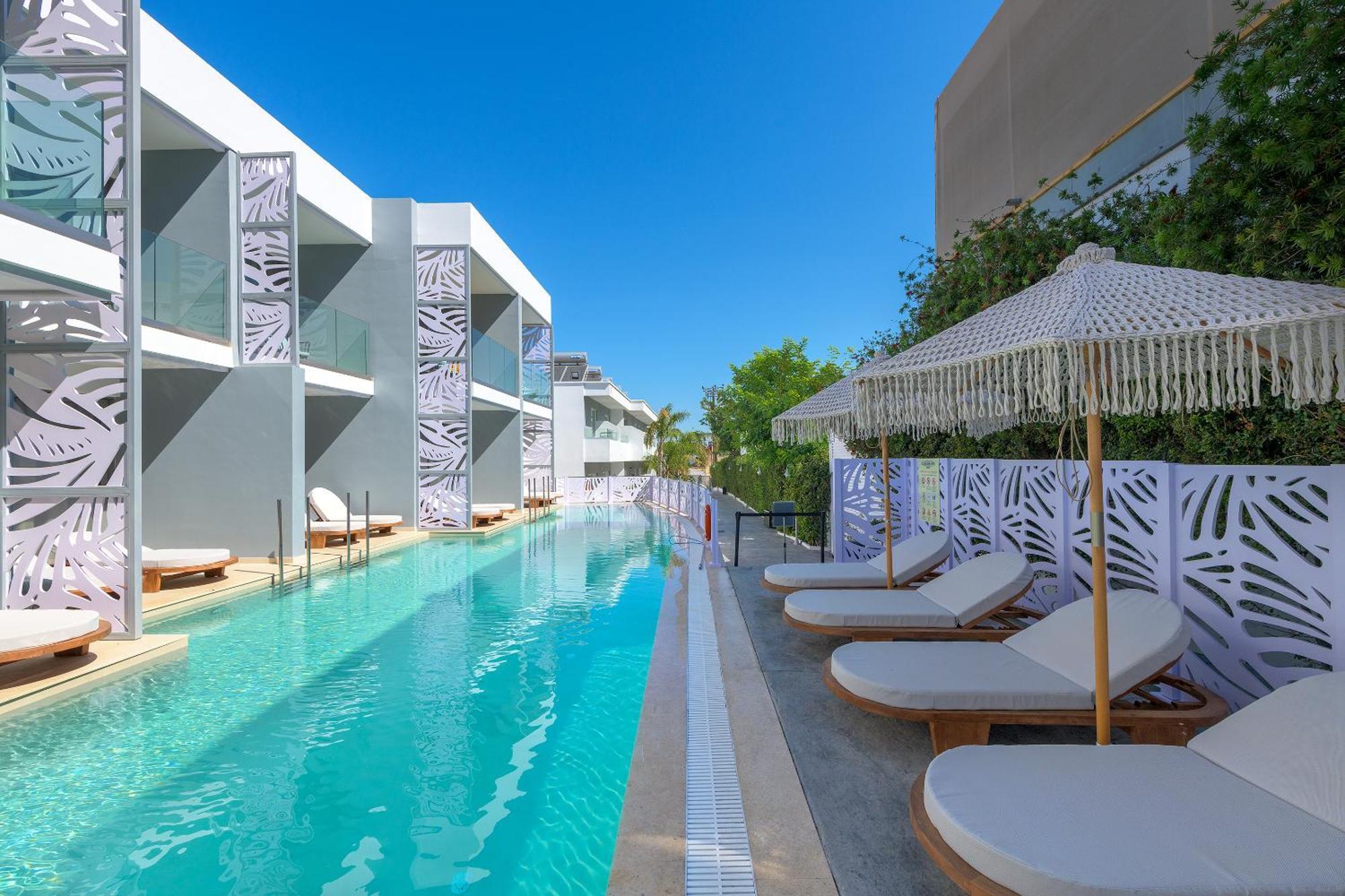 Double Room Pool View Shared Pool Balcony