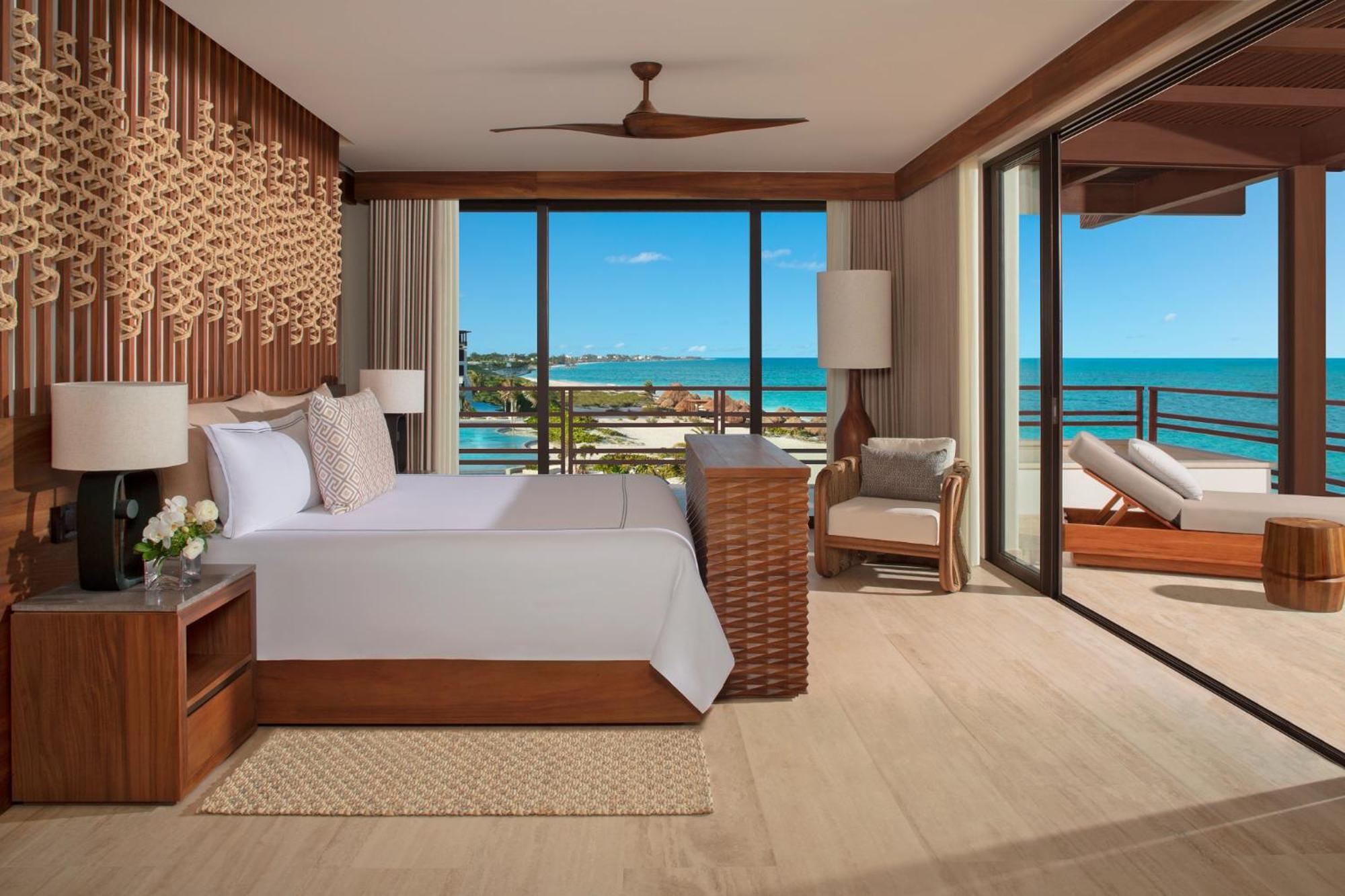 Presidential Suite Ocean Front,1603809791:JPEG