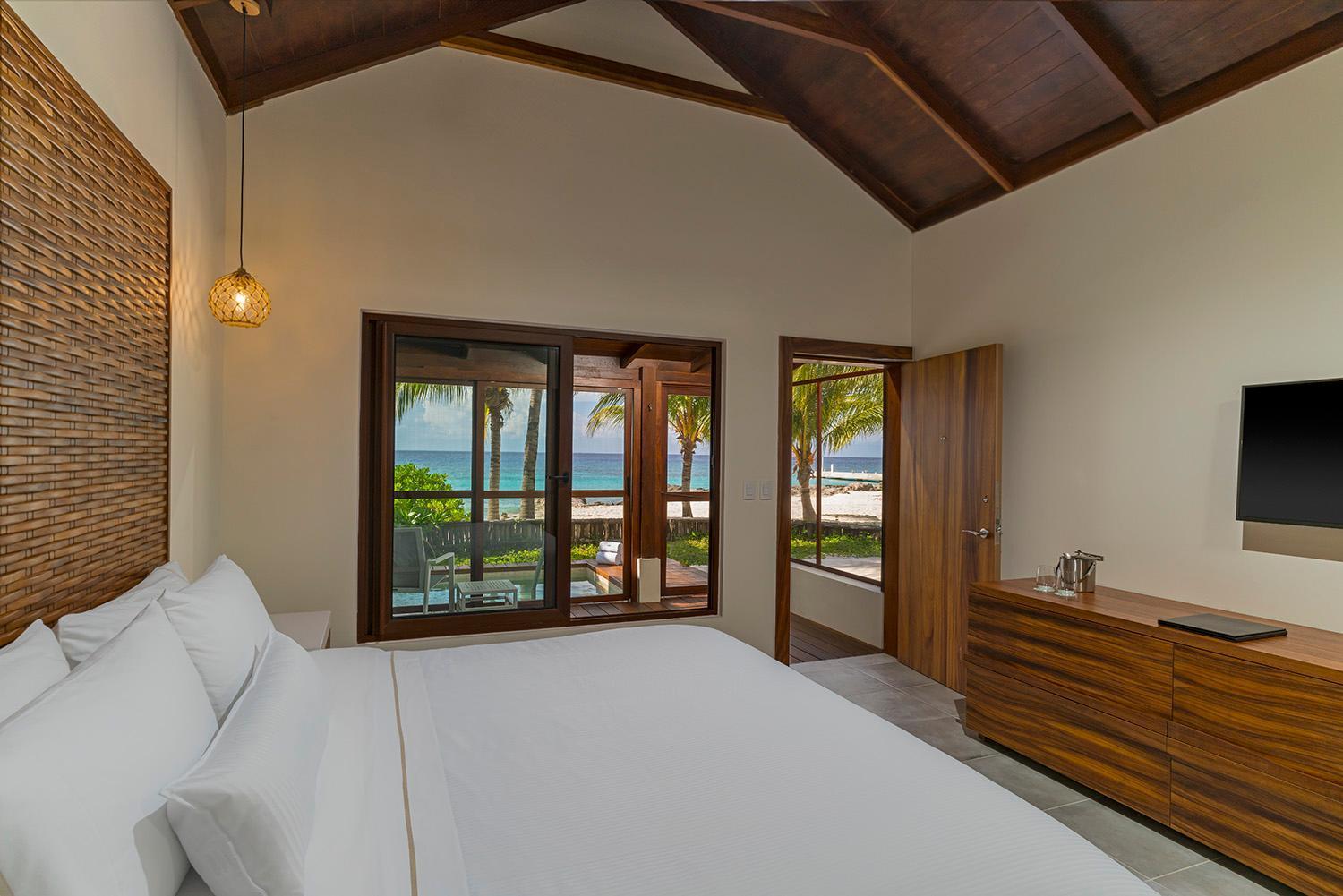 Cabana 1 1 Bedroom Studio Suite 1 King Oceanfront