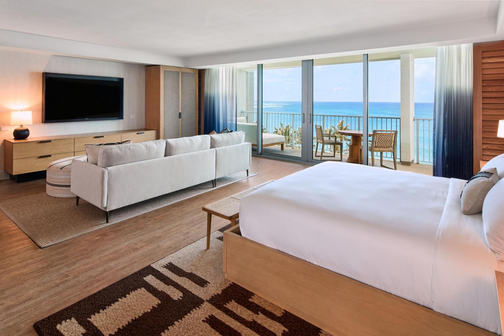 Oceanfront Suite Top Floor or Club Lounge Access,1697820508:JPEG
