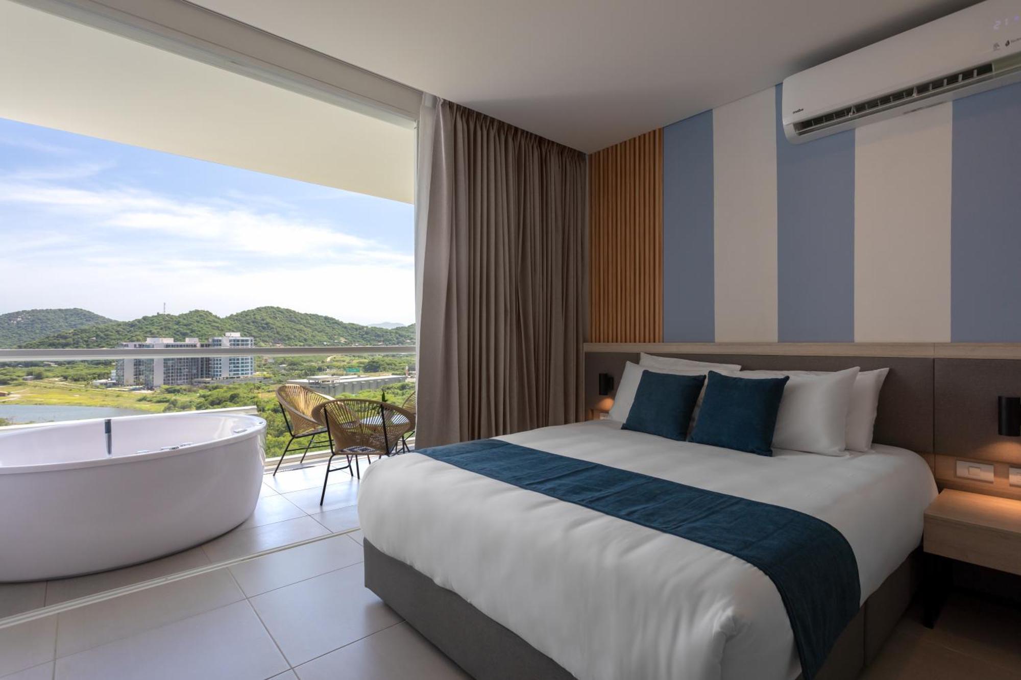 Suite with Hot Tub