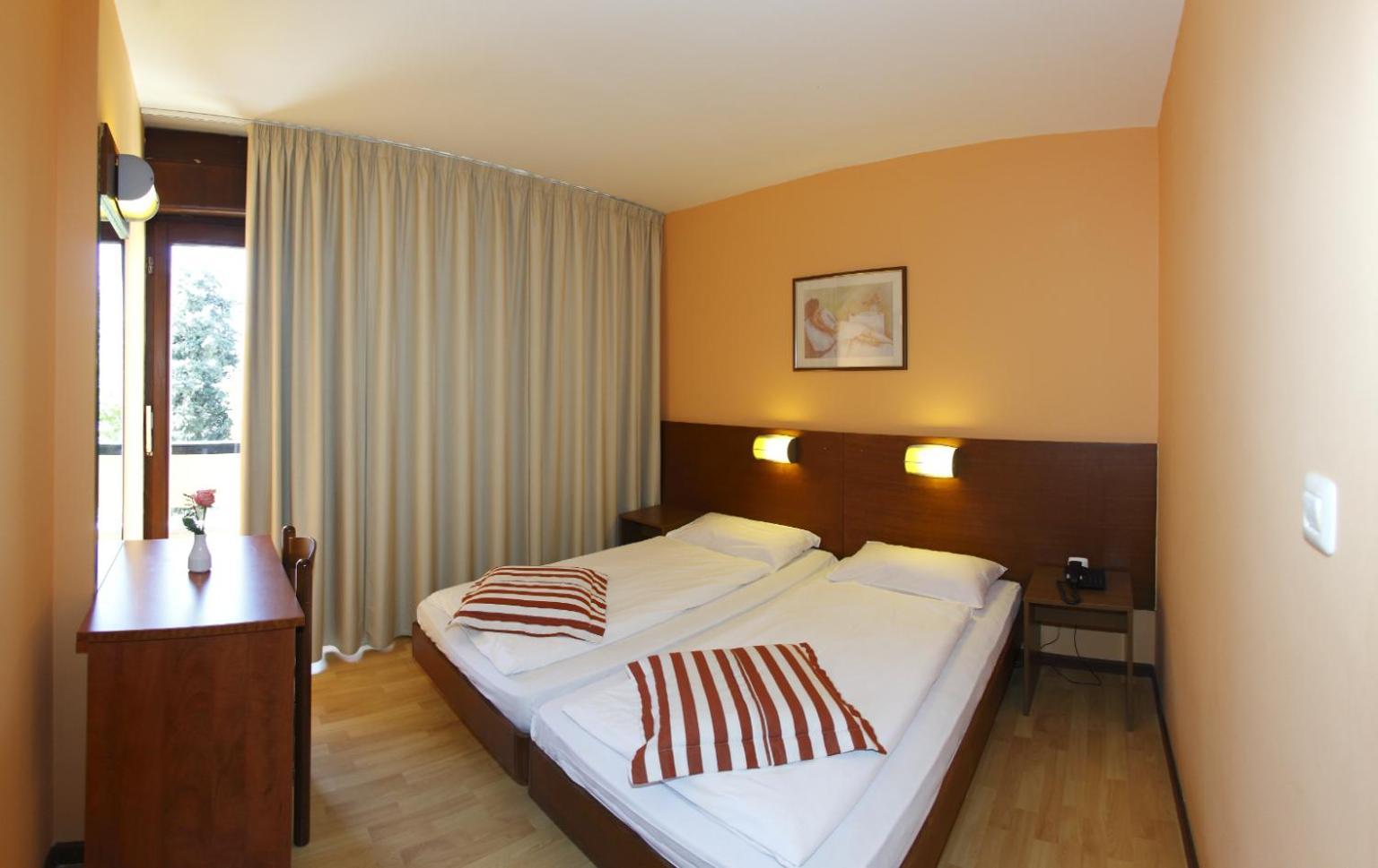 Economy Double or Twin Room,1620199423:JPEG