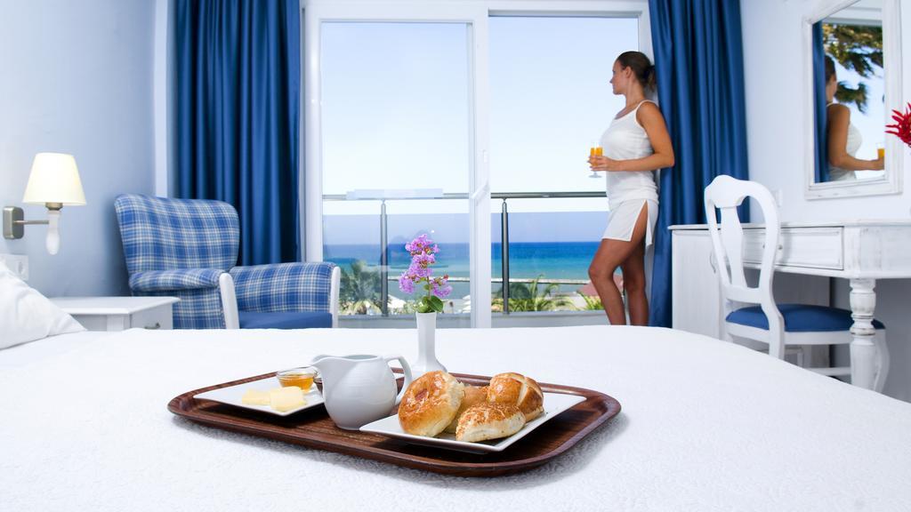 Standard Double/Twin Room with Sea View