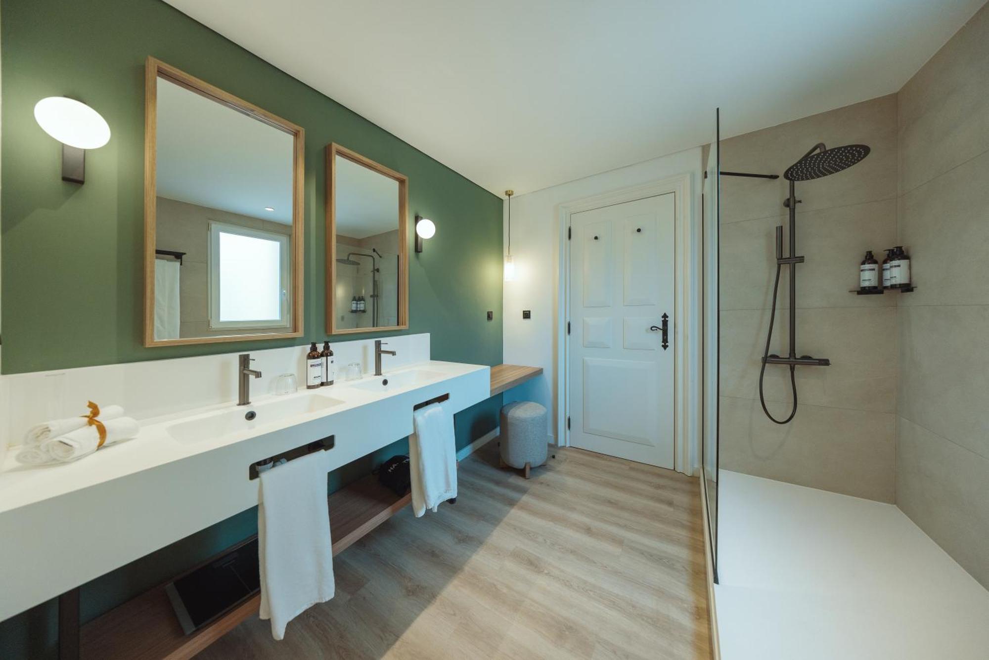 Preferred Club Double Room with direct access to the pool
