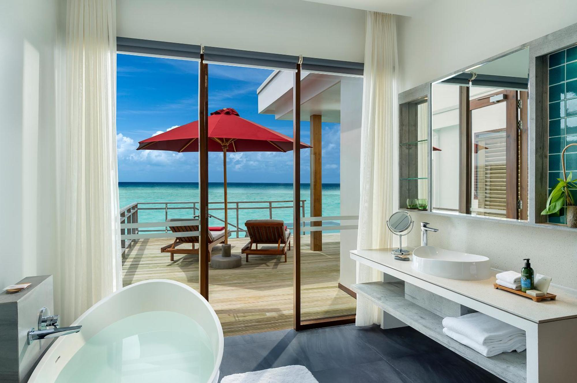 Lagoon Villa Pool