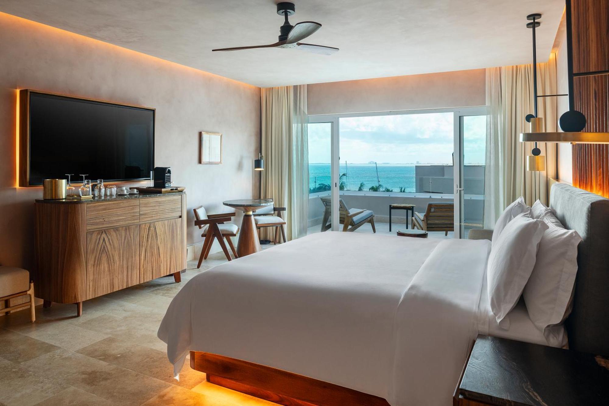Master Duplex Suite, 1 Kind Bed, Ocean View, Plunge Pool