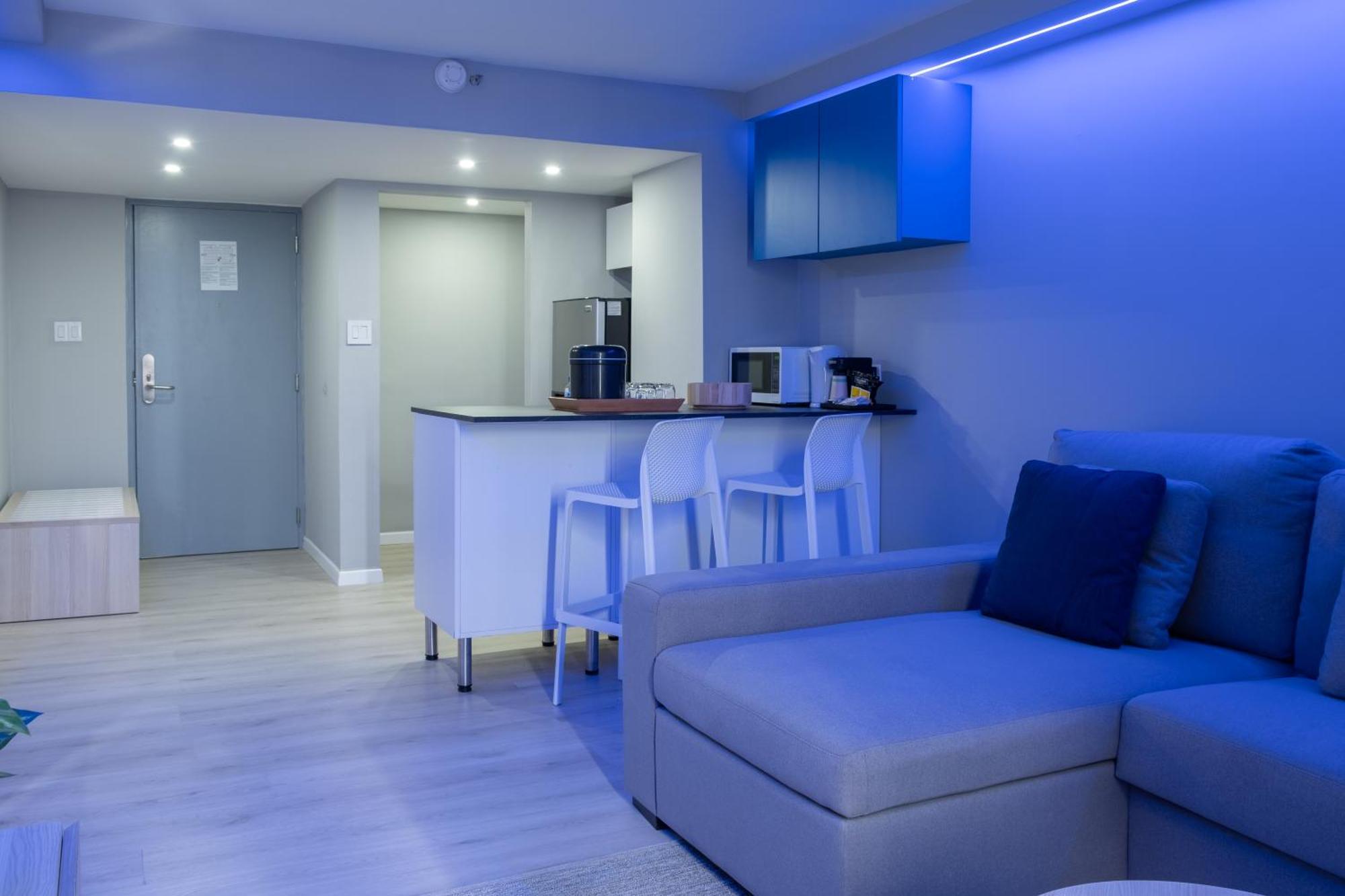 Premier King Suite