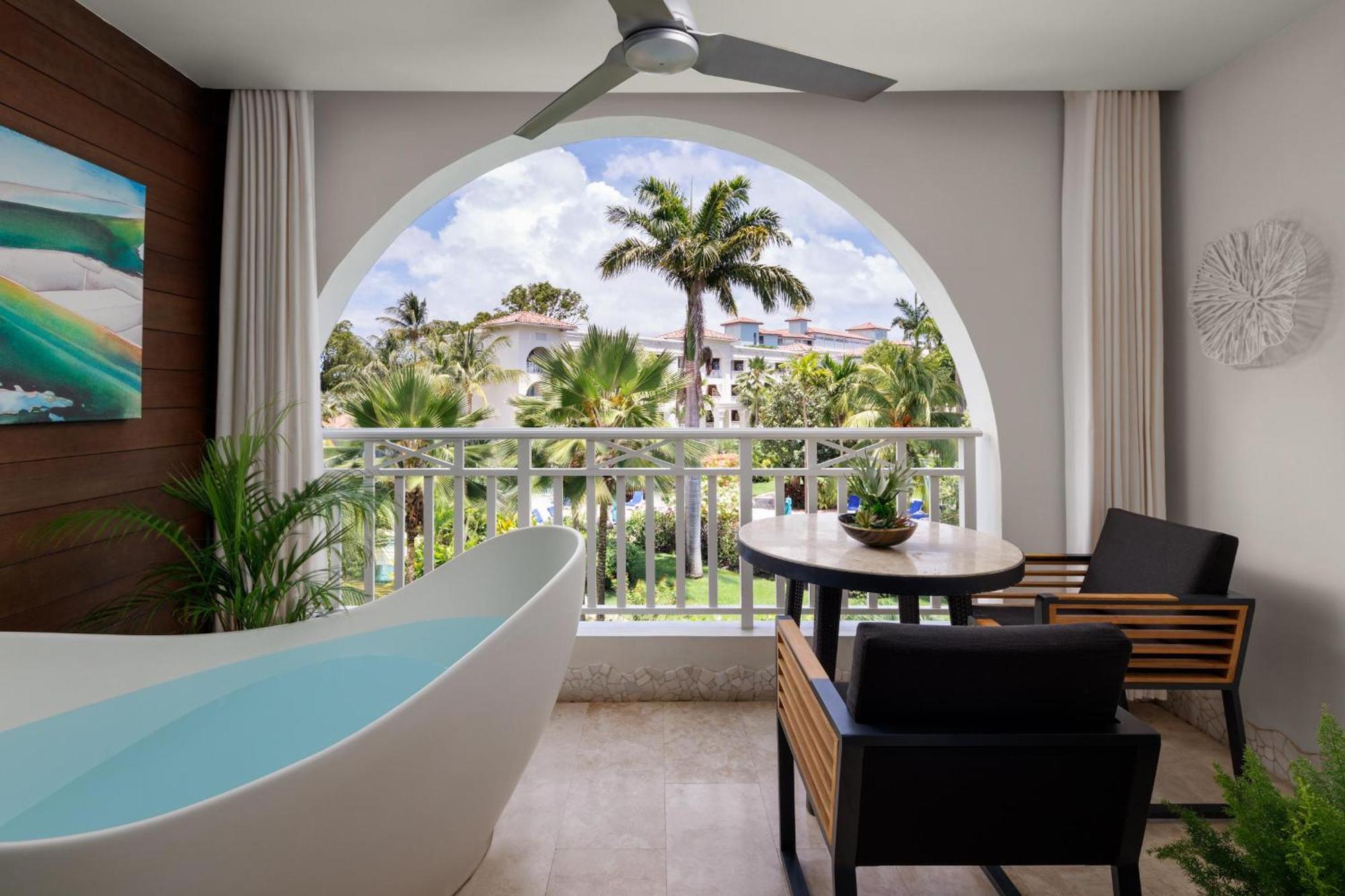 Crystal Lagoon One-Bedroom Butler Honeymoon Suite Balcony Tranquility Soaking Tub