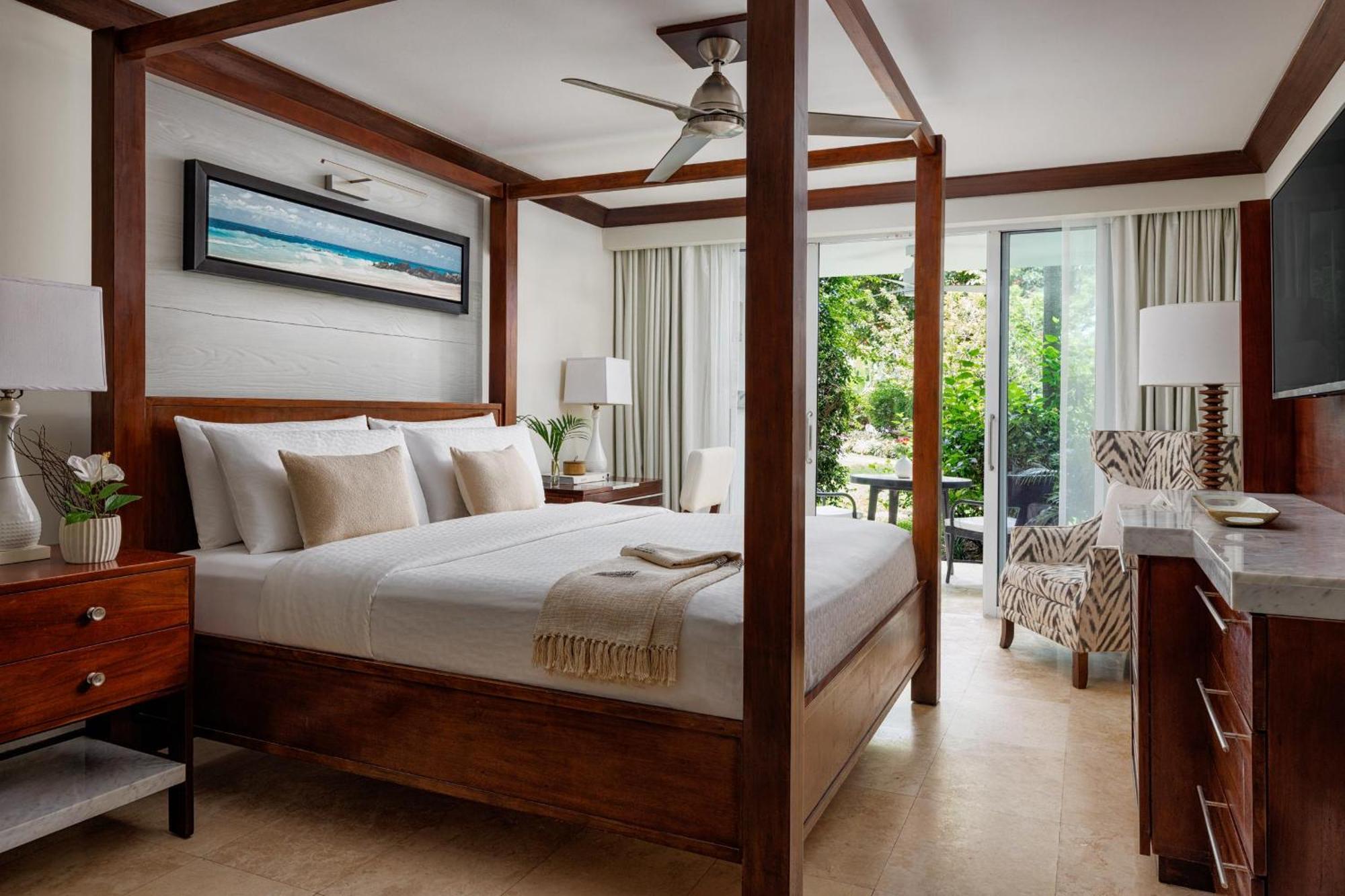 Caribbean Grand Luxe Walkout