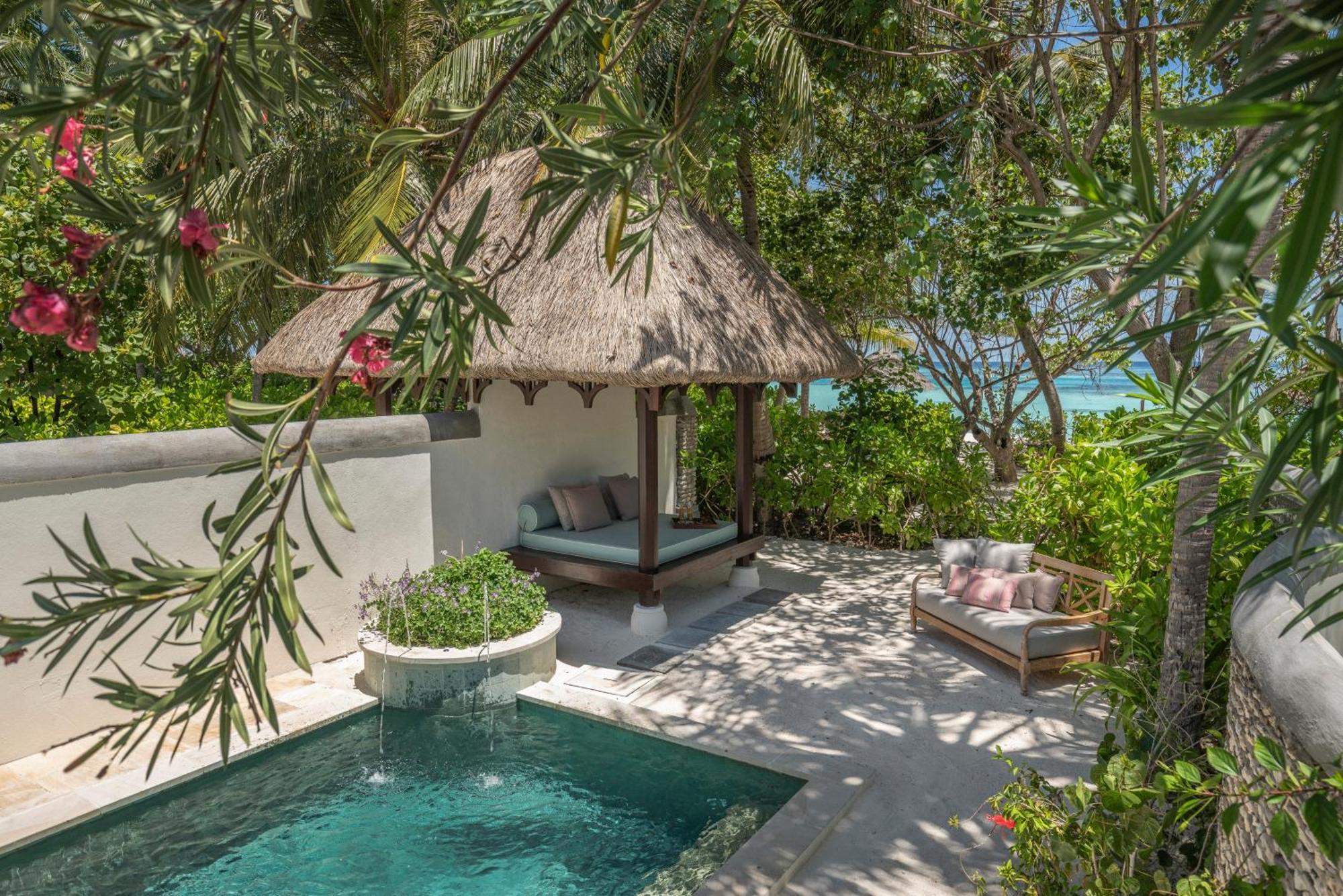 Garden Pavilion Twin Room Pool Room inclusive of