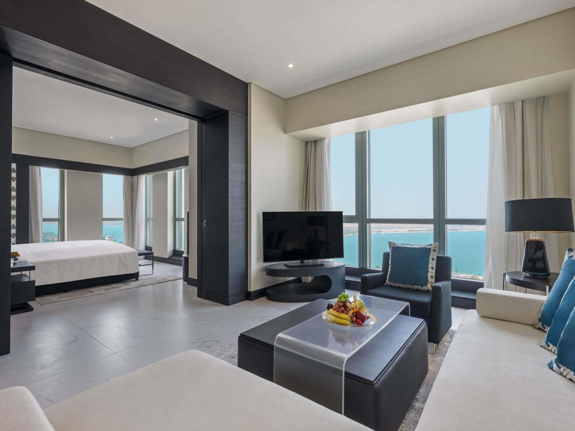 Prestige Suite Club Access Sea or City View,1742759203:JPEG
