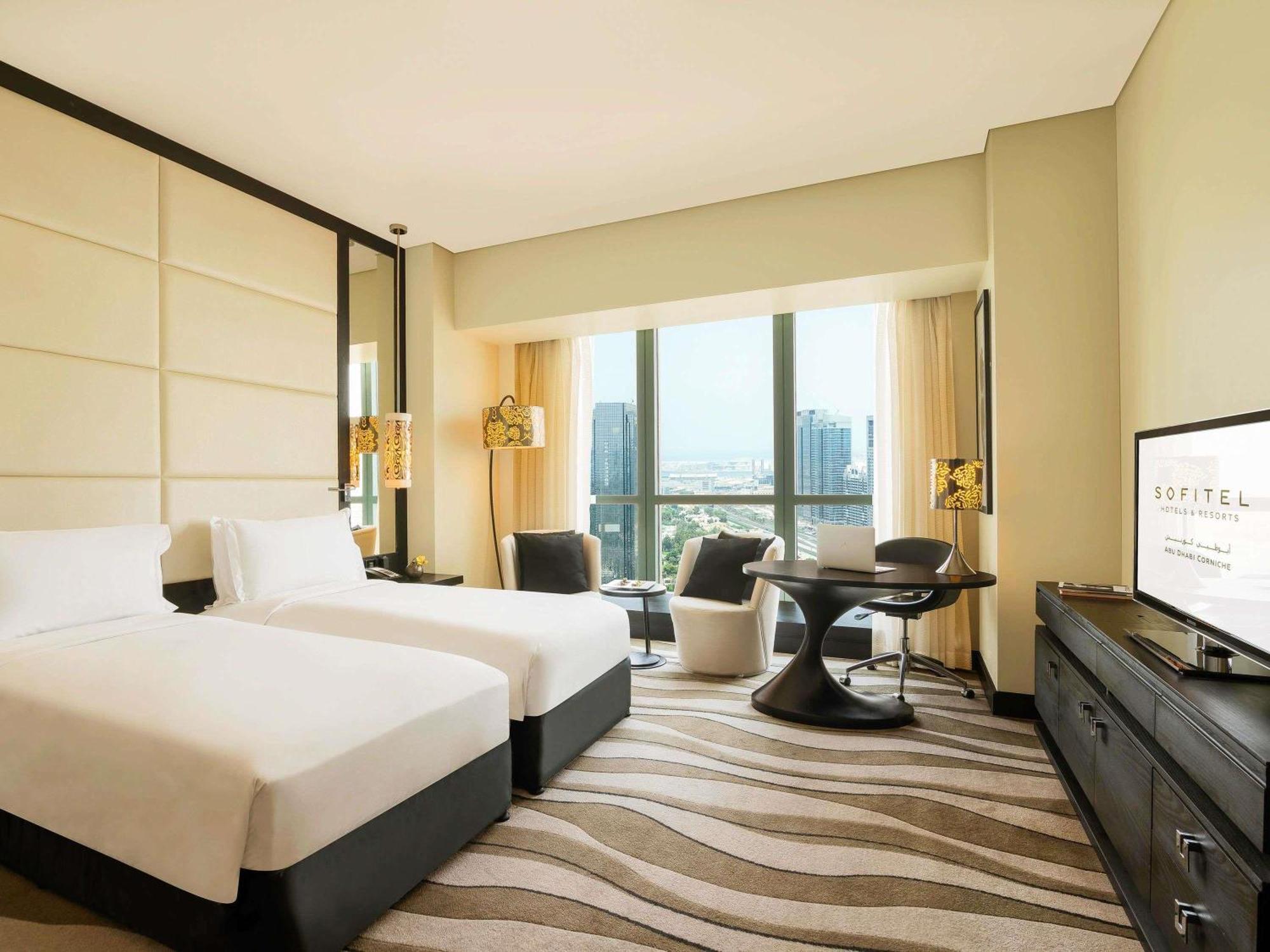 Luxury Club Twin Room Club Access Sea or City View