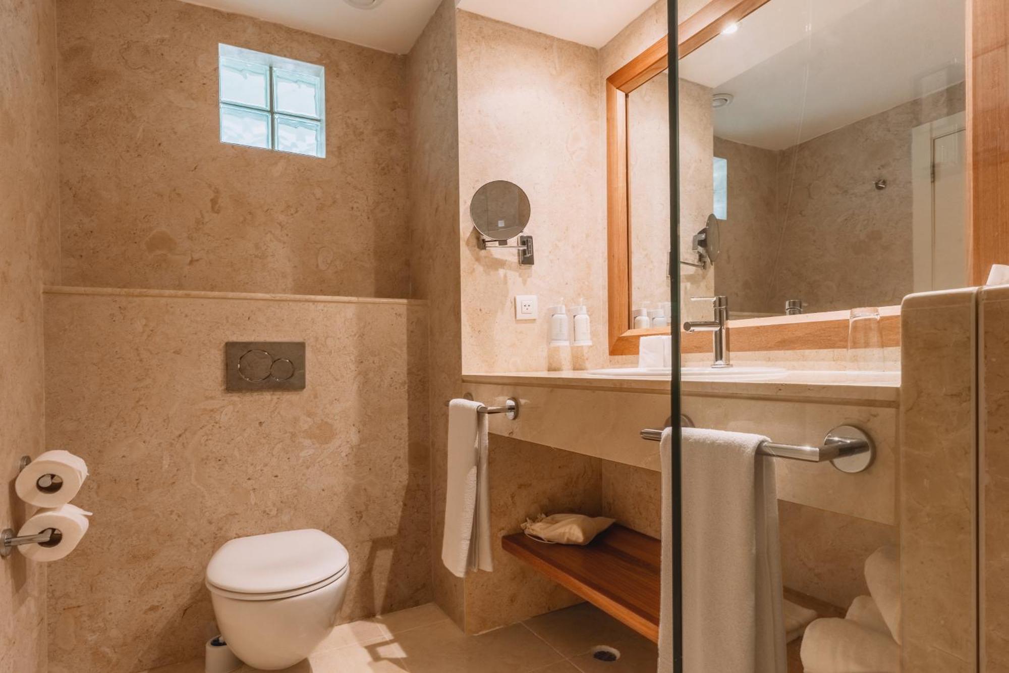 Premium Room,1722990870:JPEG
