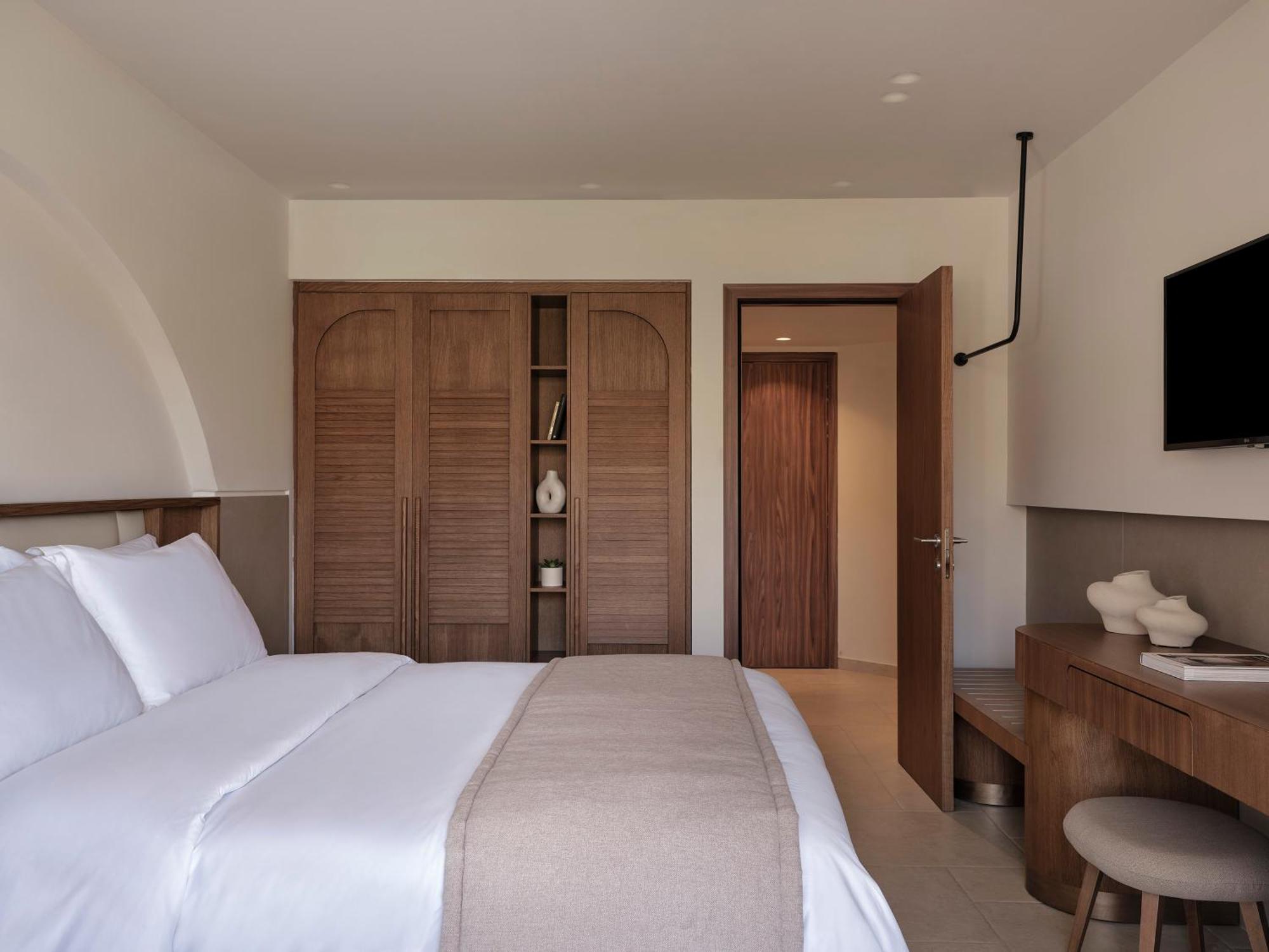 Family Suite 2 Seperate Bedrooms