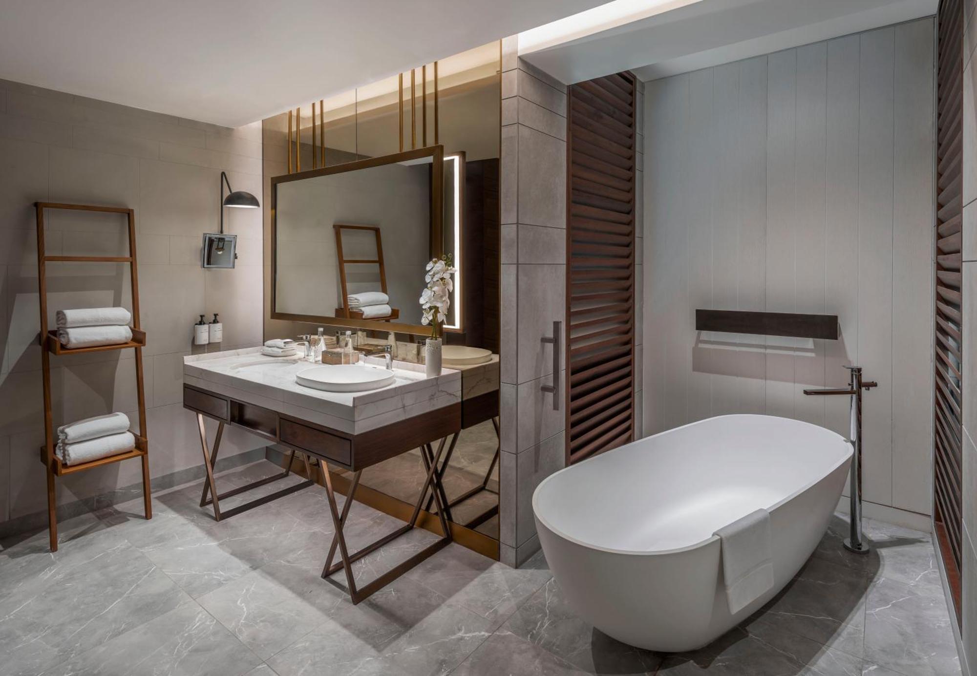 One-Bedroom Seafront King Villa All Inclusive Lunch Beverages Saffar Restaurant Club Lounge Access Valid from Sunday to Thursday Valid until 21st of May 2026,1731732502:JPEG