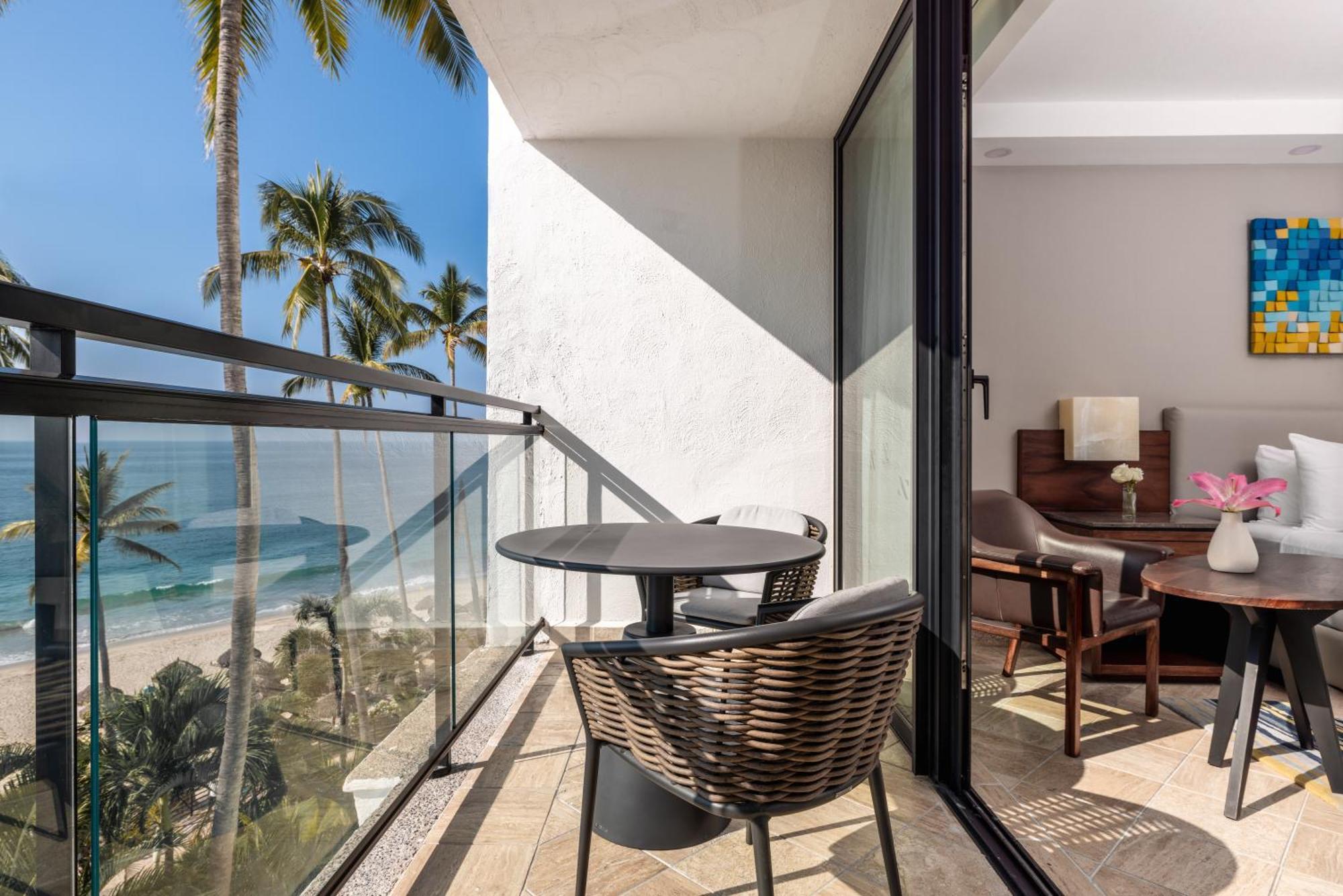 Double Room Two Double Beds Oceanfront View Balcony