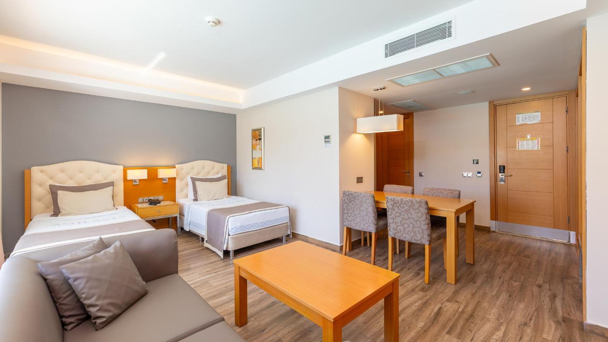 Deluxe Familienzimmer mit 1 Schlafzimmer (4 Erwachsene + 1 Kind)