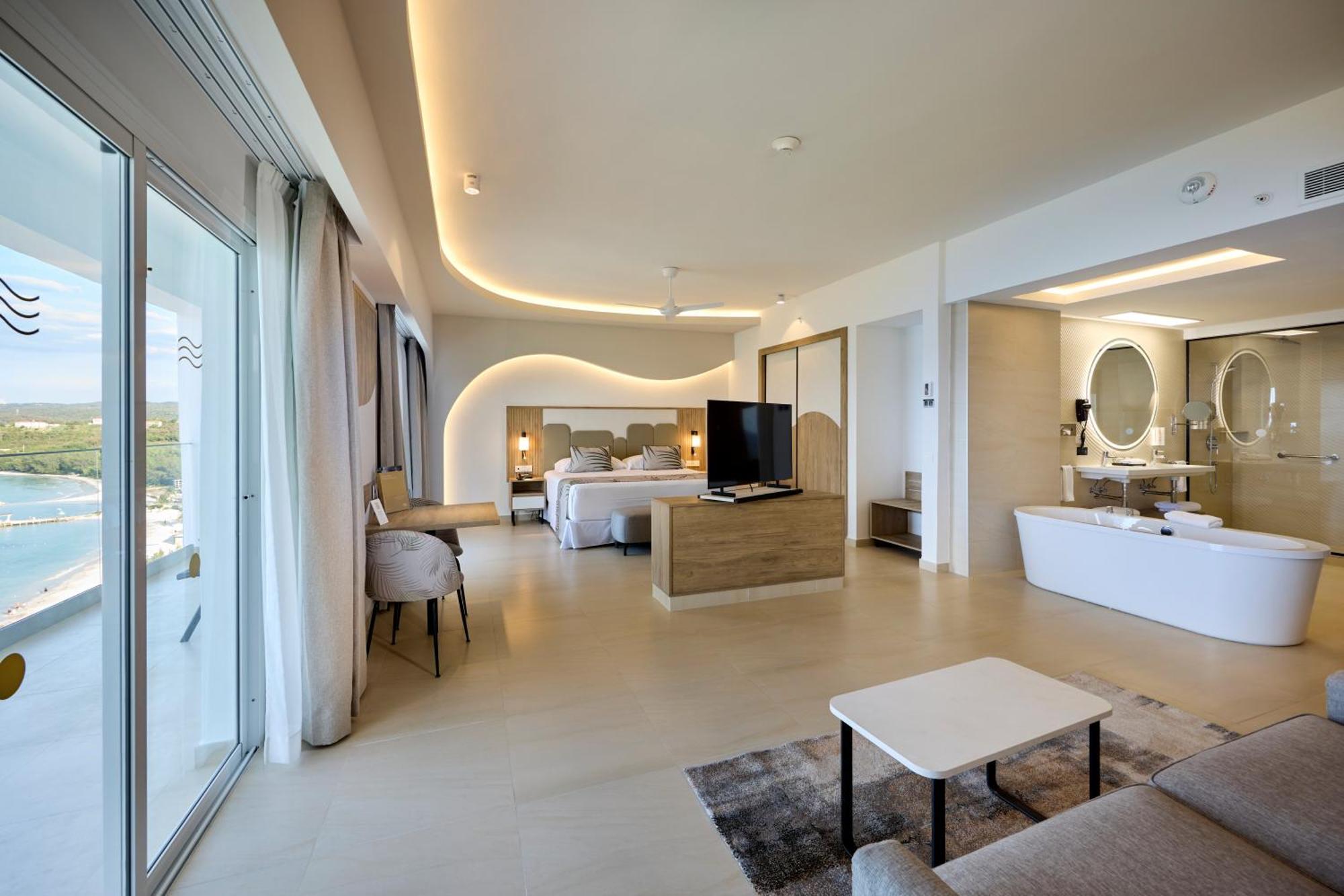 Suite Ocean View,1768614529:JPEG