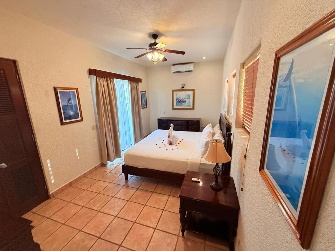 Las Sirenas by Mayan Princess Two Bedroom Family Suite