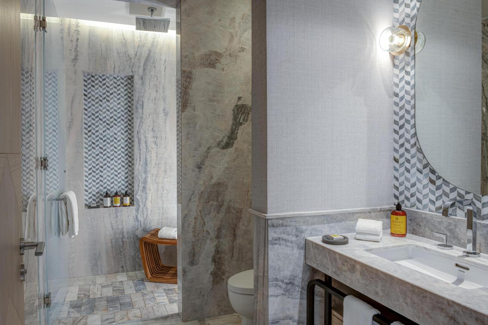 King Suite - Oceanfront