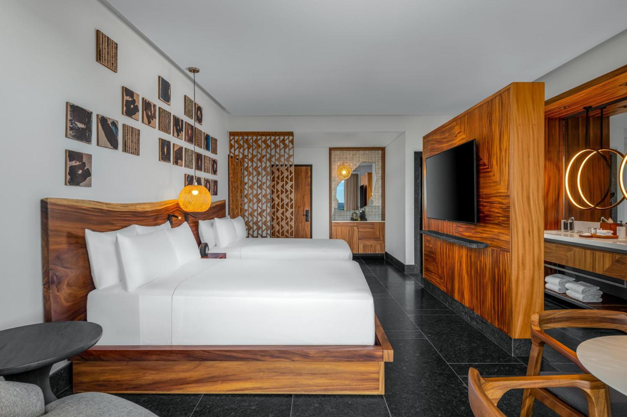 Queen Room Two Queen Beds Partial Ocean View