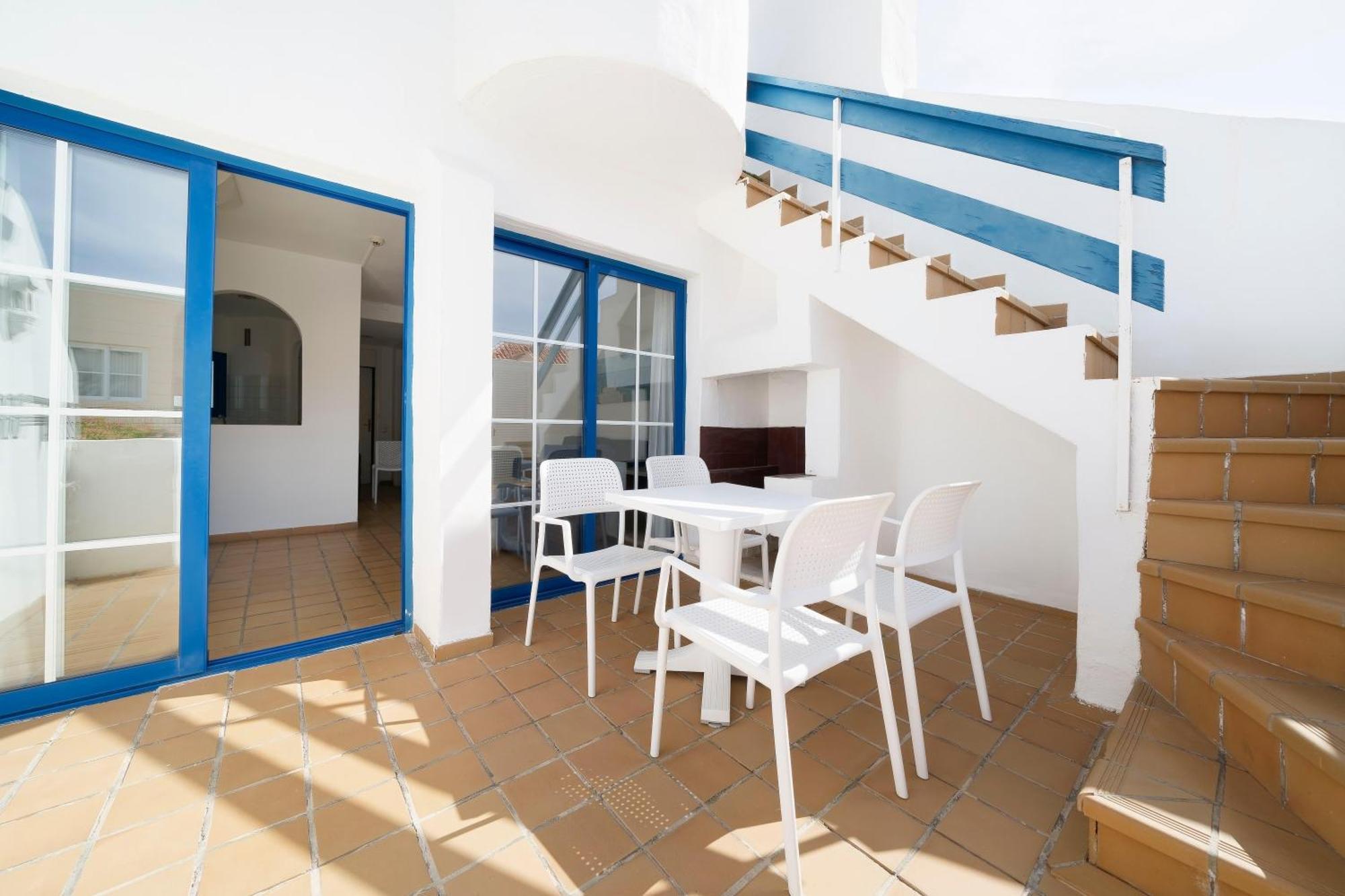 One-Bedroom Apartment Terrace