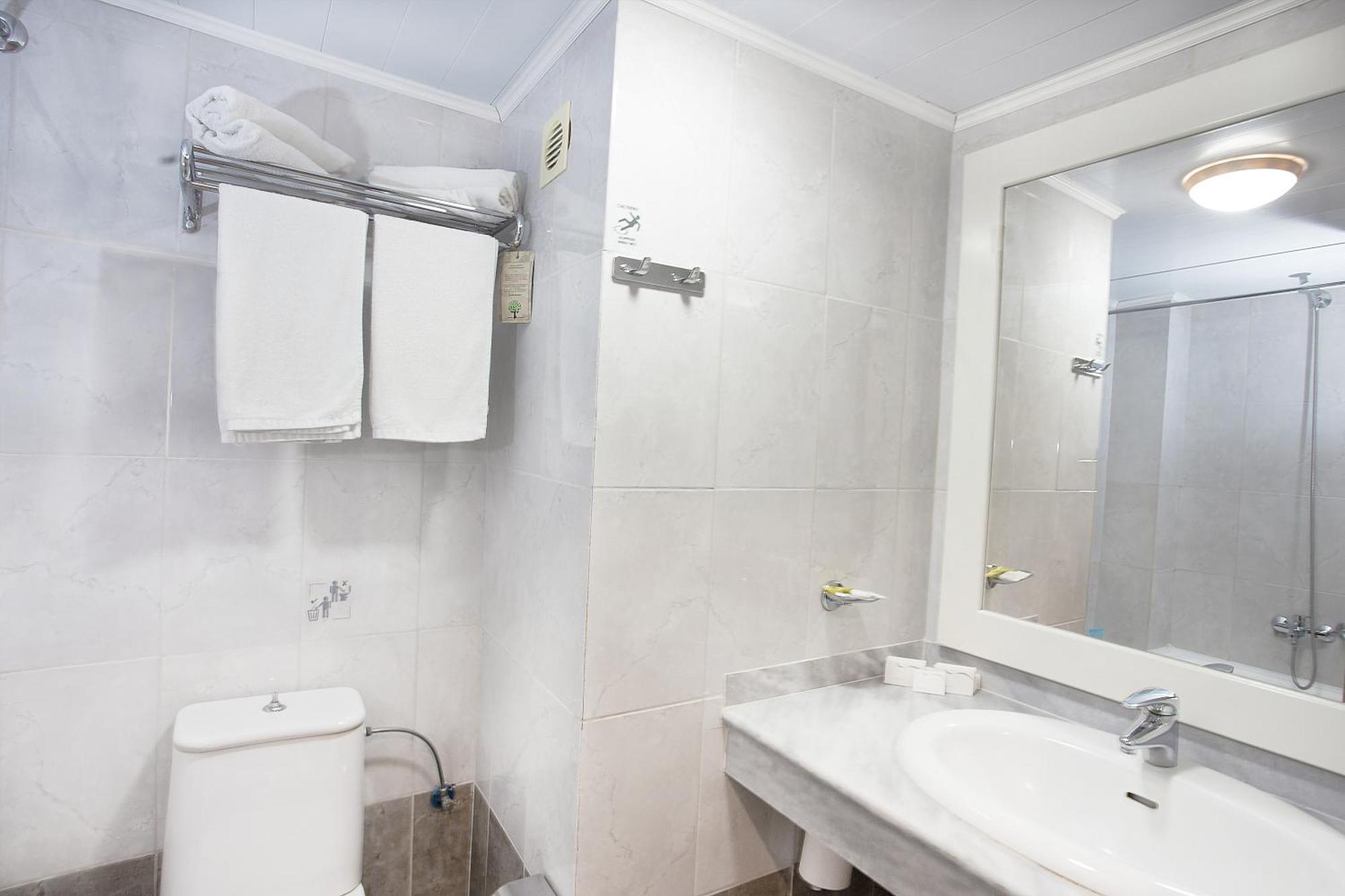 Superior Twin Room Panorama