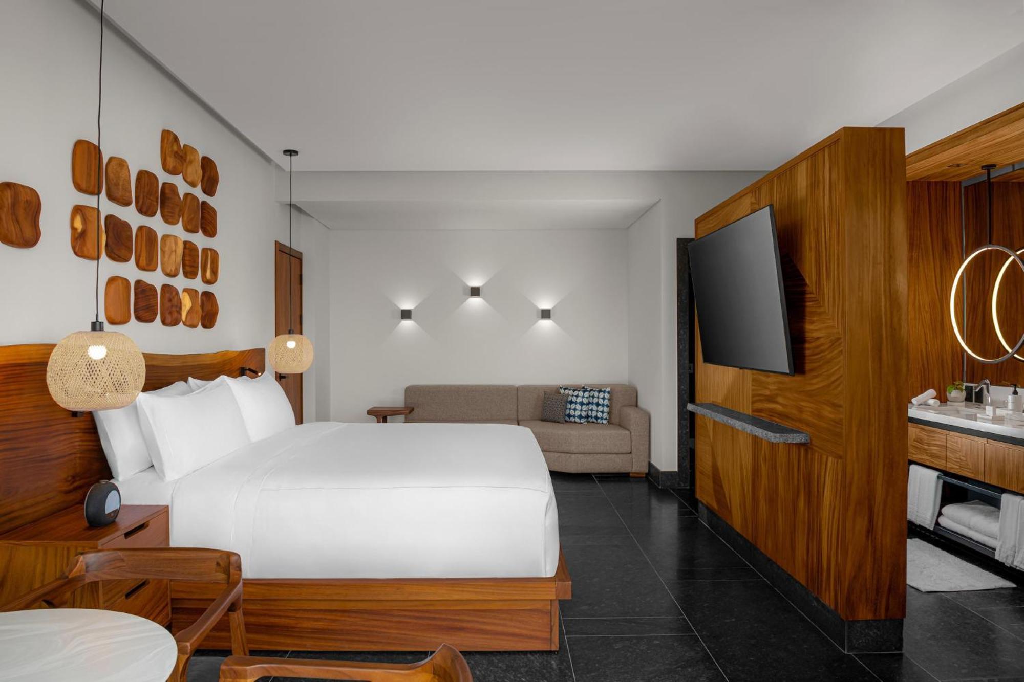 King Room Partial Ocean View